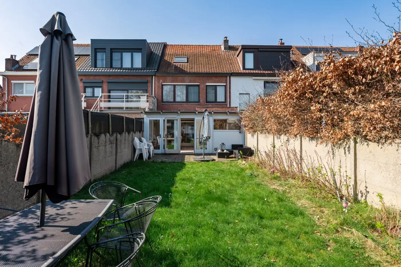 Ruime, instapklare gezinswoning met 4 slpk. en tuin in Ekeren foto 28