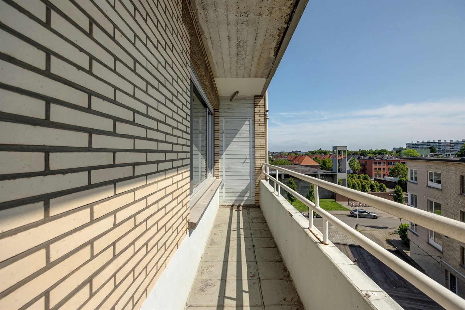 Ruim 2 slaapkamer appartement te Merksem foto 17