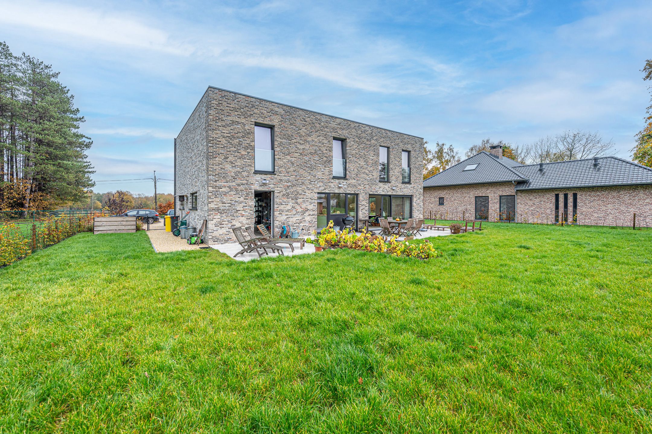 Hedendaagse villa met landelijke charme op 16 are perceel foto 4