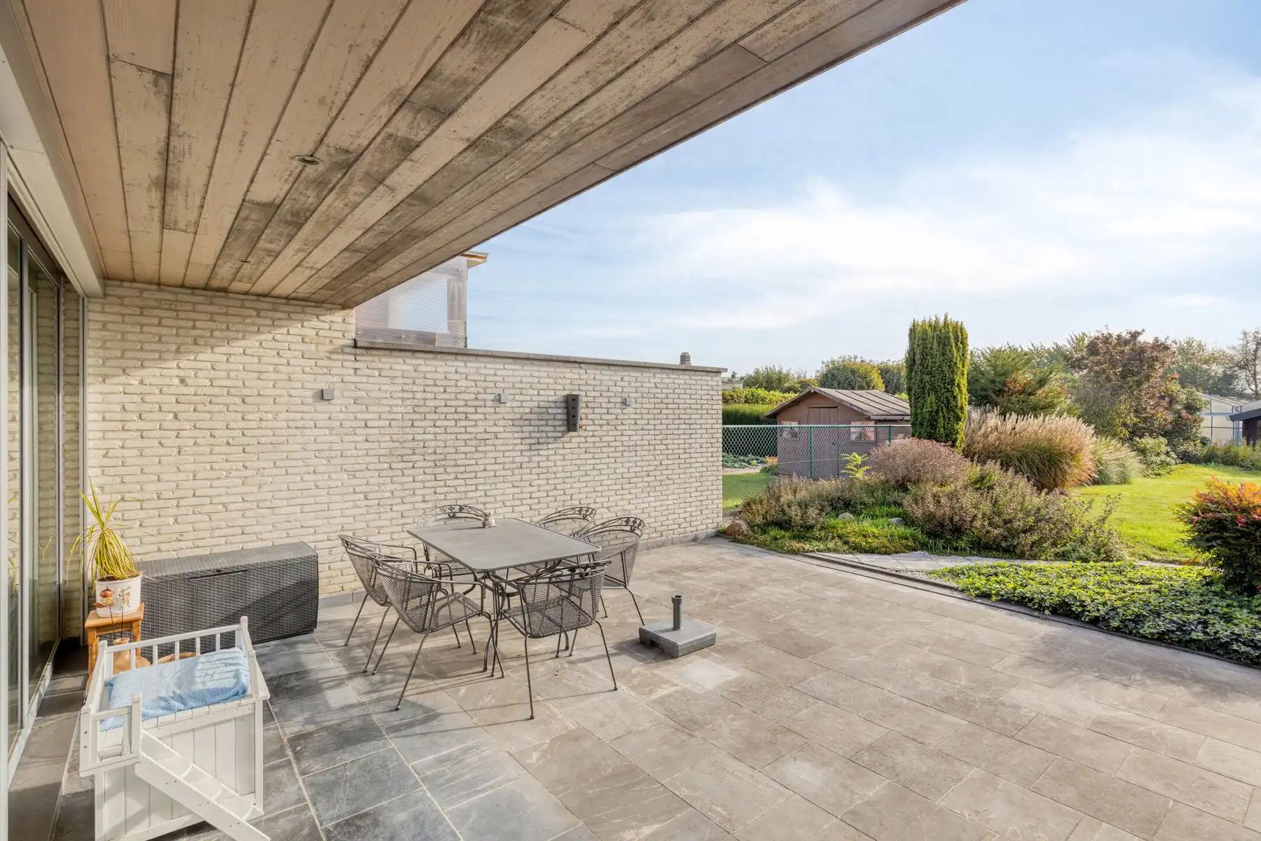 Solide halfopen bebouwing met 3 slaapkamers en garage foto 26