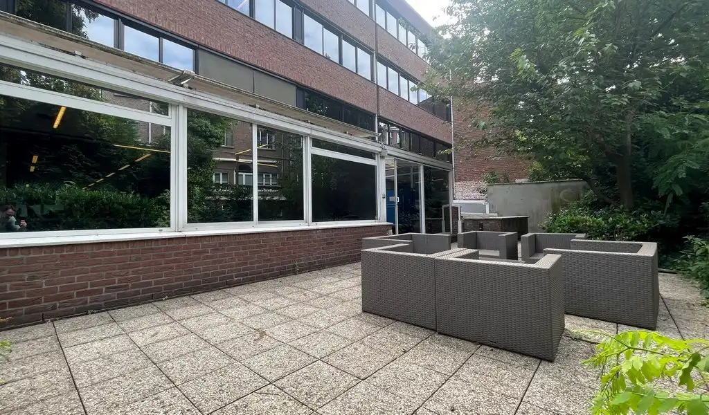 Gelijkvloers kantoor te huur nabij Singel in Antwerpen foto 20