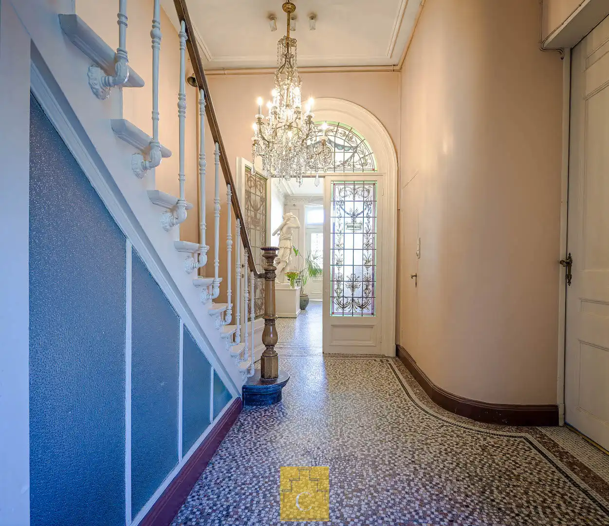 Stadsparel aan de Potterierei, dubbele garage en tuin foto 11