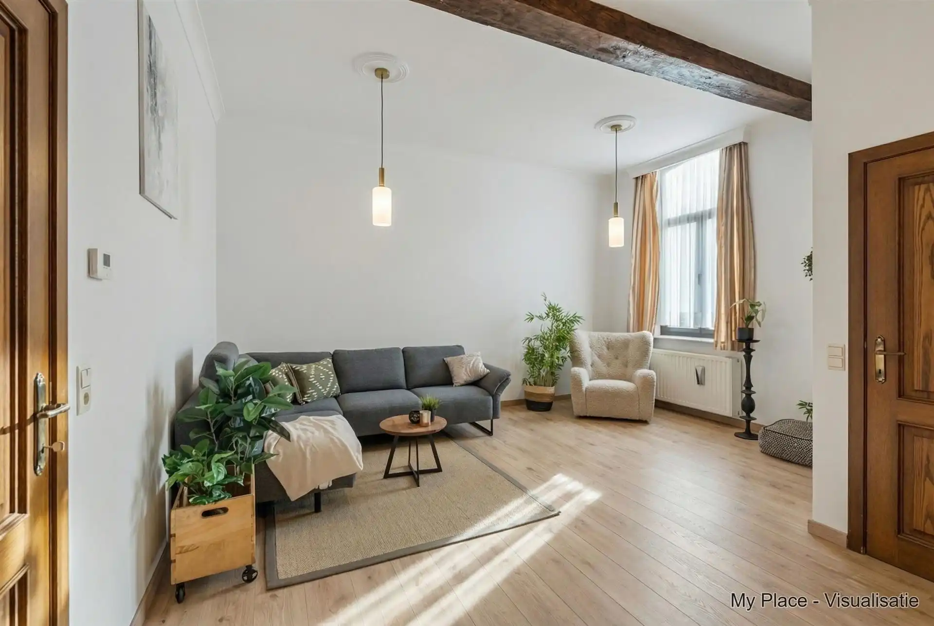 Woning met handelsgedeelte en opslagplaats. foto 12