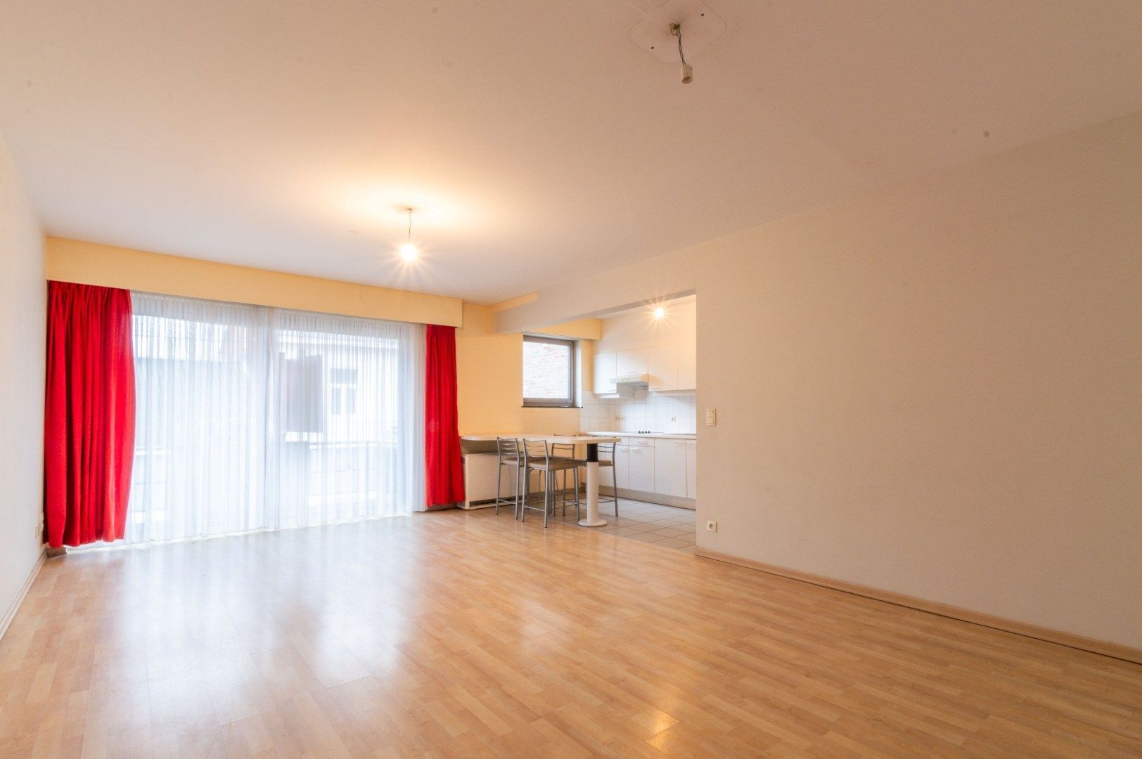 APP MET 2 SLP, TERRAS, STAANPLAATS & KELDER! foto 7