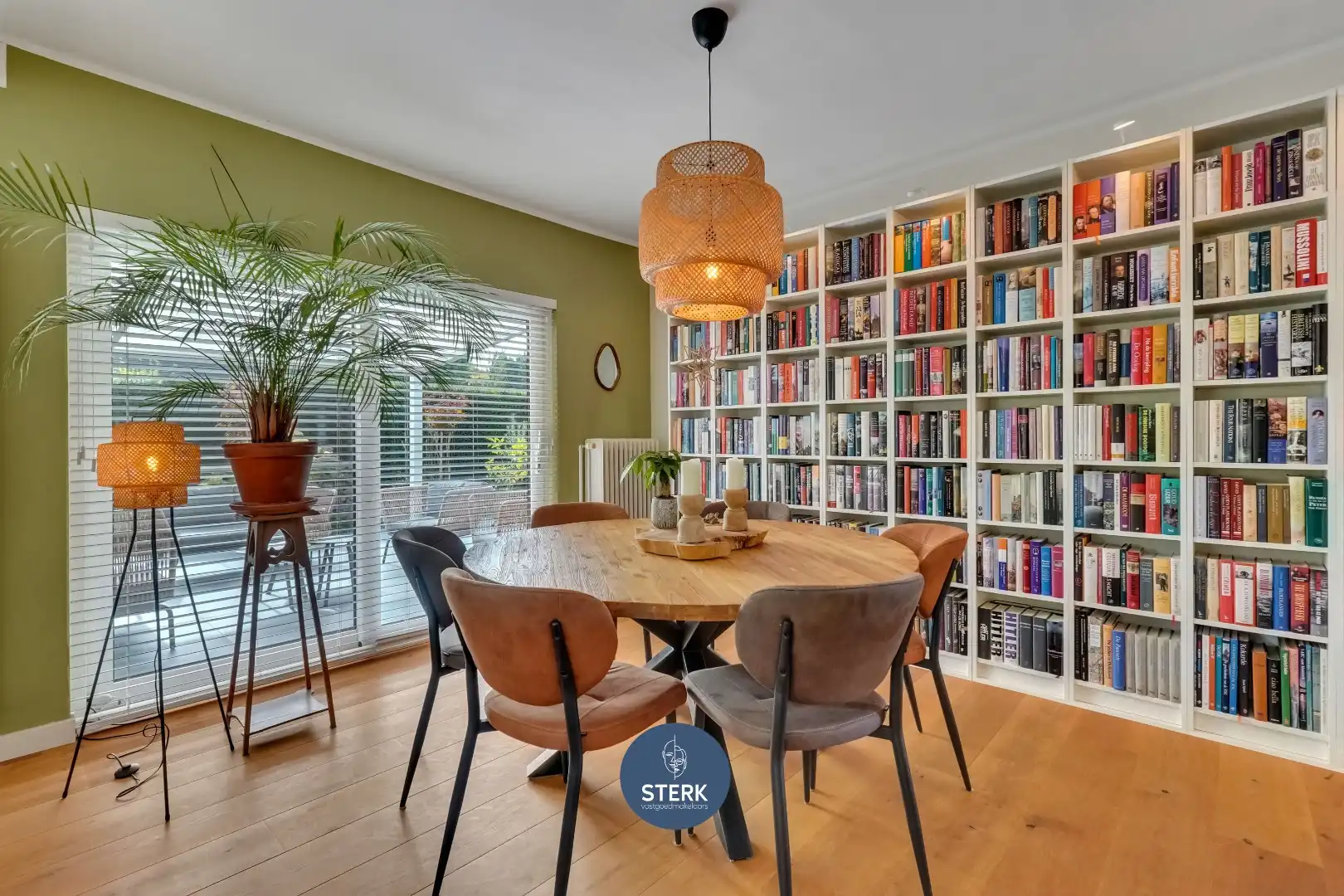 INSTAPKLARE VILLA MET EPC B OP ROYAAL PERCEEL VAN 12A 50CA NABIJ MAASTRICHT !  foto 9