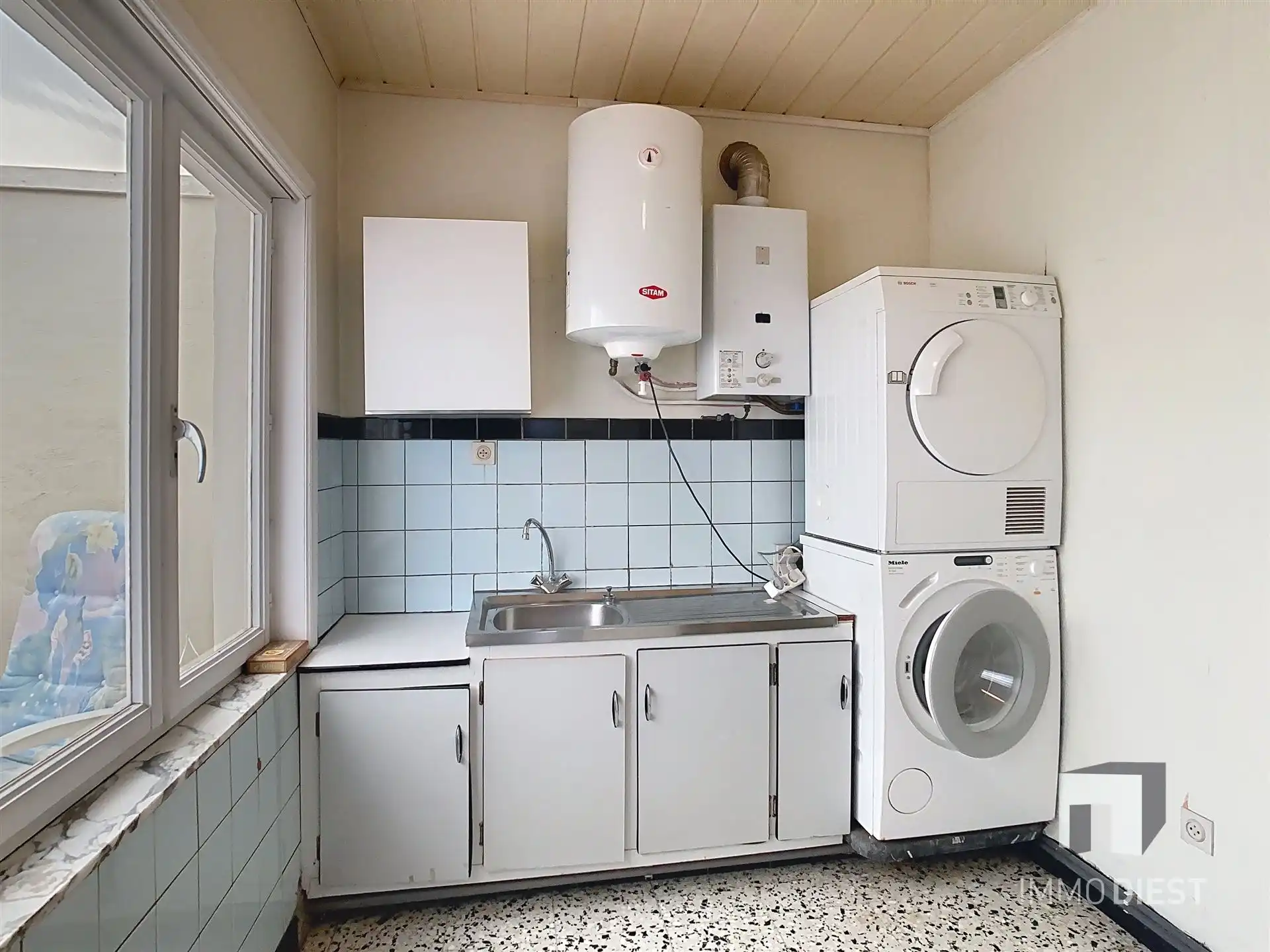 Te moderniseren gezinswoning met 3 slaapkamers op een ruim perceel van 13a 45ca. foto 11