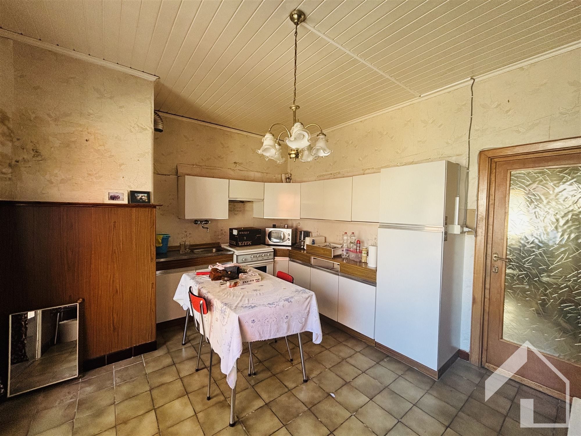 Te renoveren woning foto 5