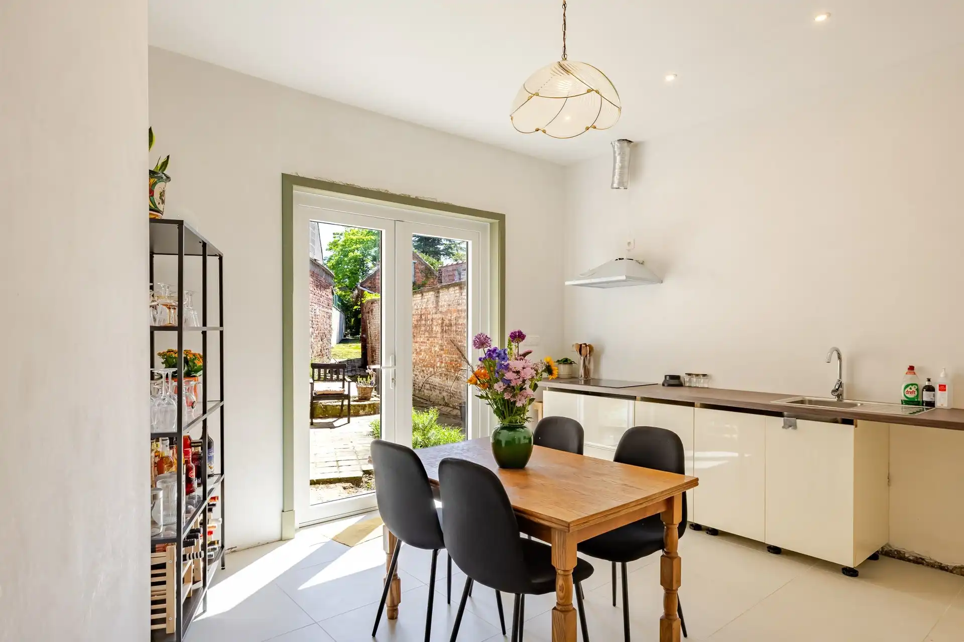 Karaktervol herenhuis met 3 slks en tuin foto 5