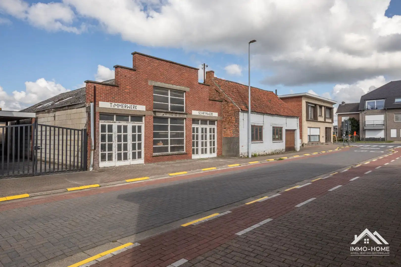 Ruime atelier van 150m2 te Wachtebeke!  foto {{pictureIndex}}