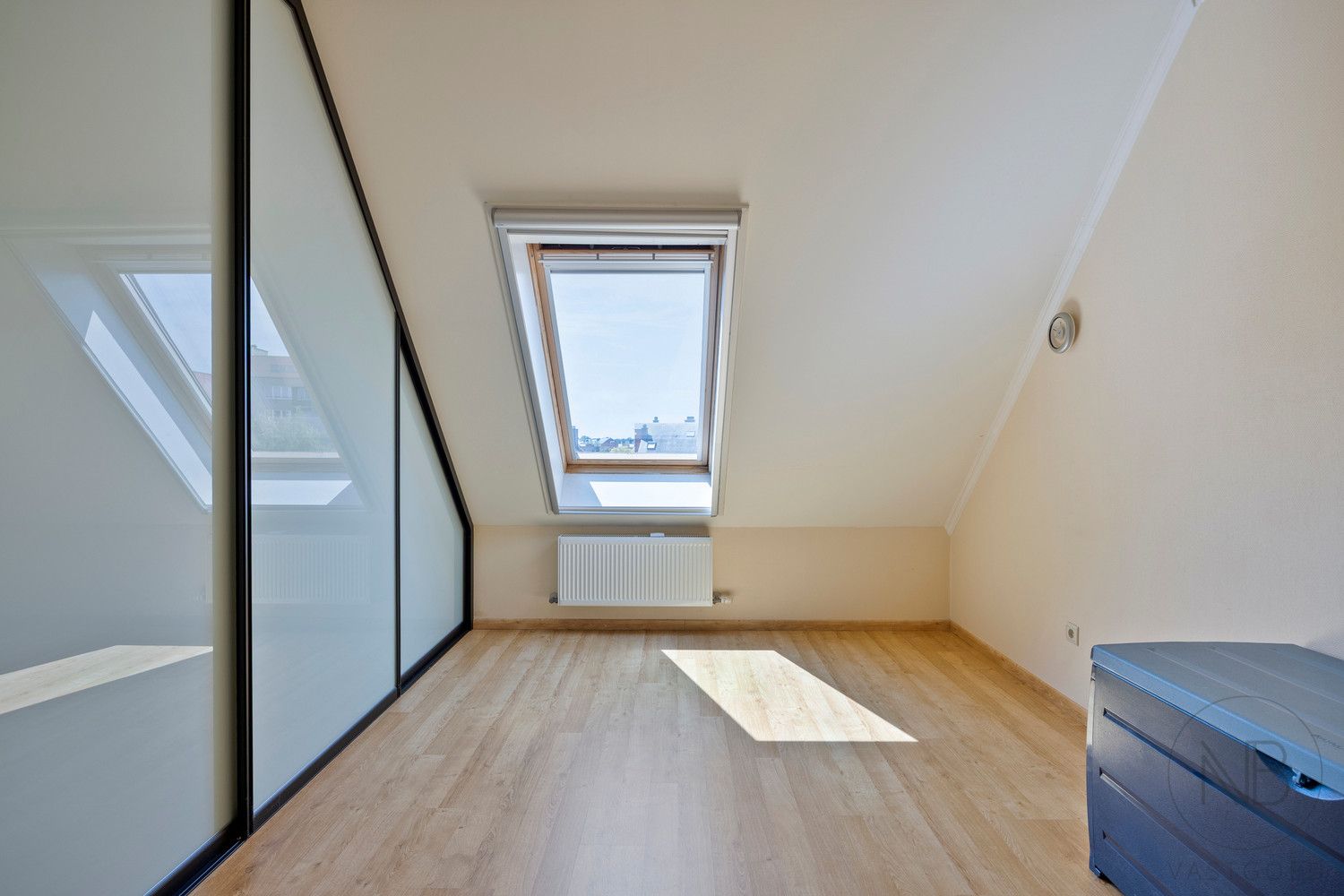 Riant appartement in het centrum van Genk met autostaanplaats! foto 26