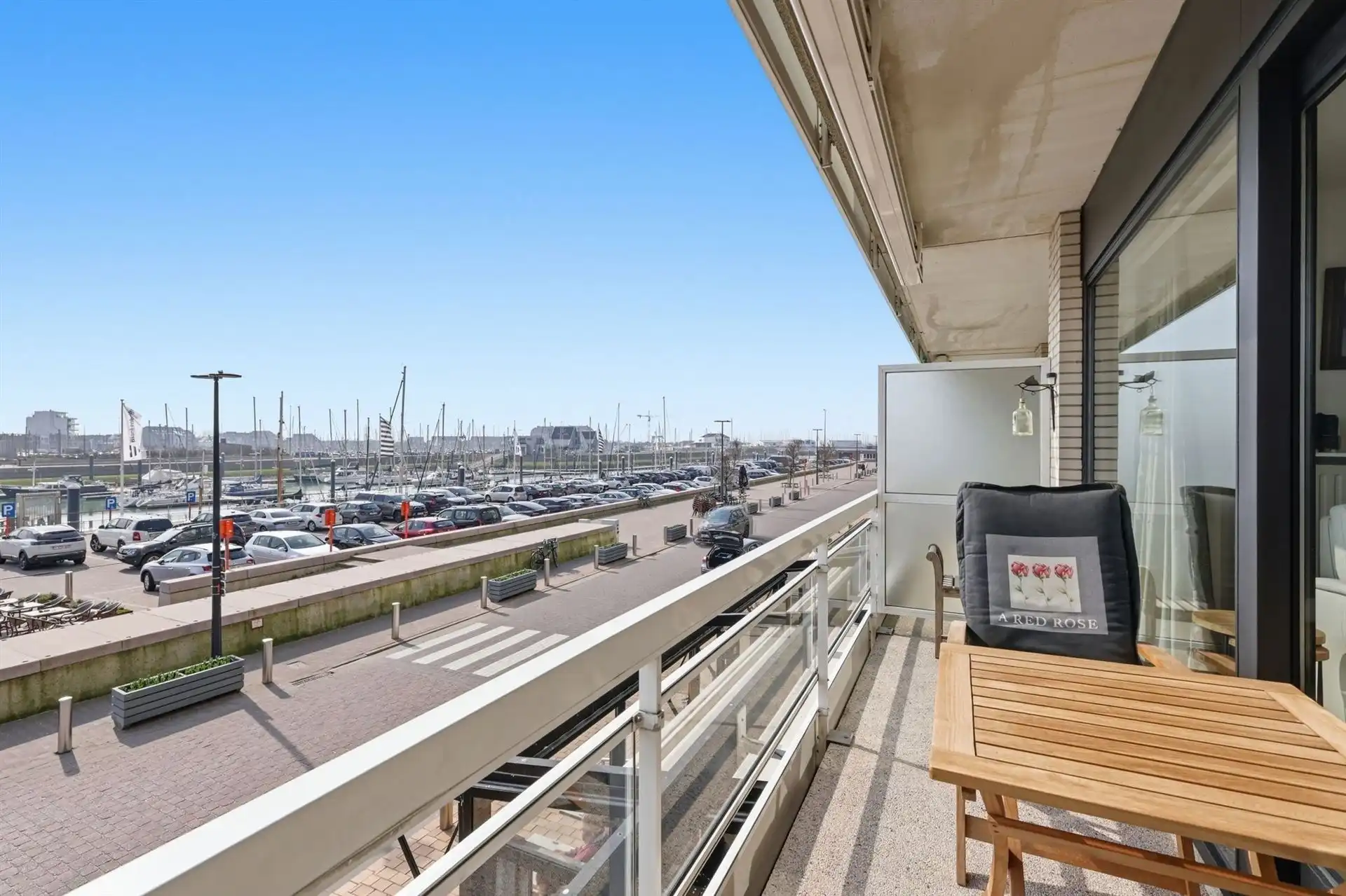 JACHTHAVEN / ZUIDGERICHT TERRAS  foto 4