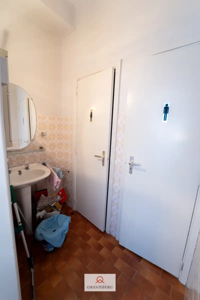 Energiezuinig handelspand op commerciële ligging foto 24