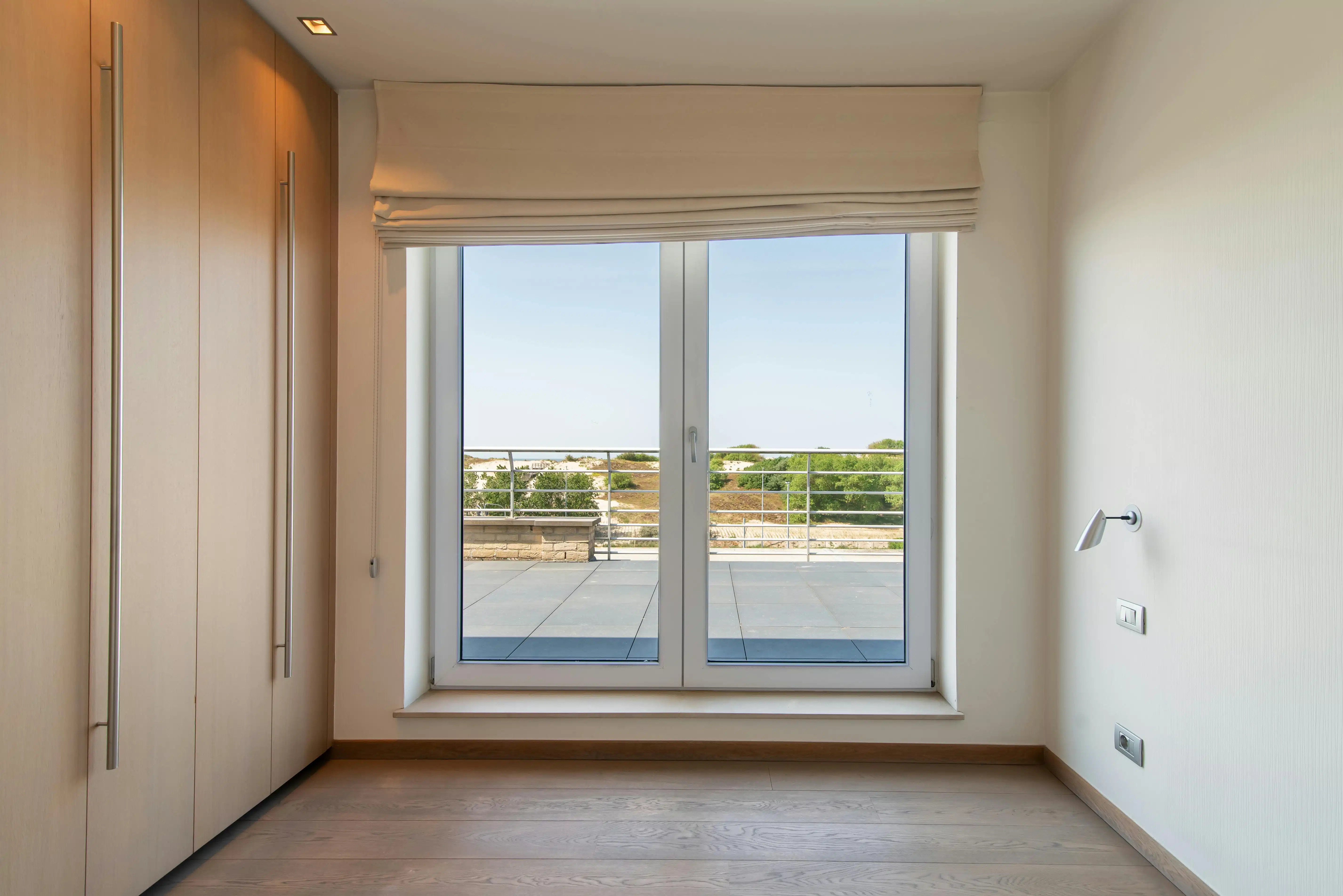 Exclusief penthouse te Bredene met duinen- en zeezicht foto 23