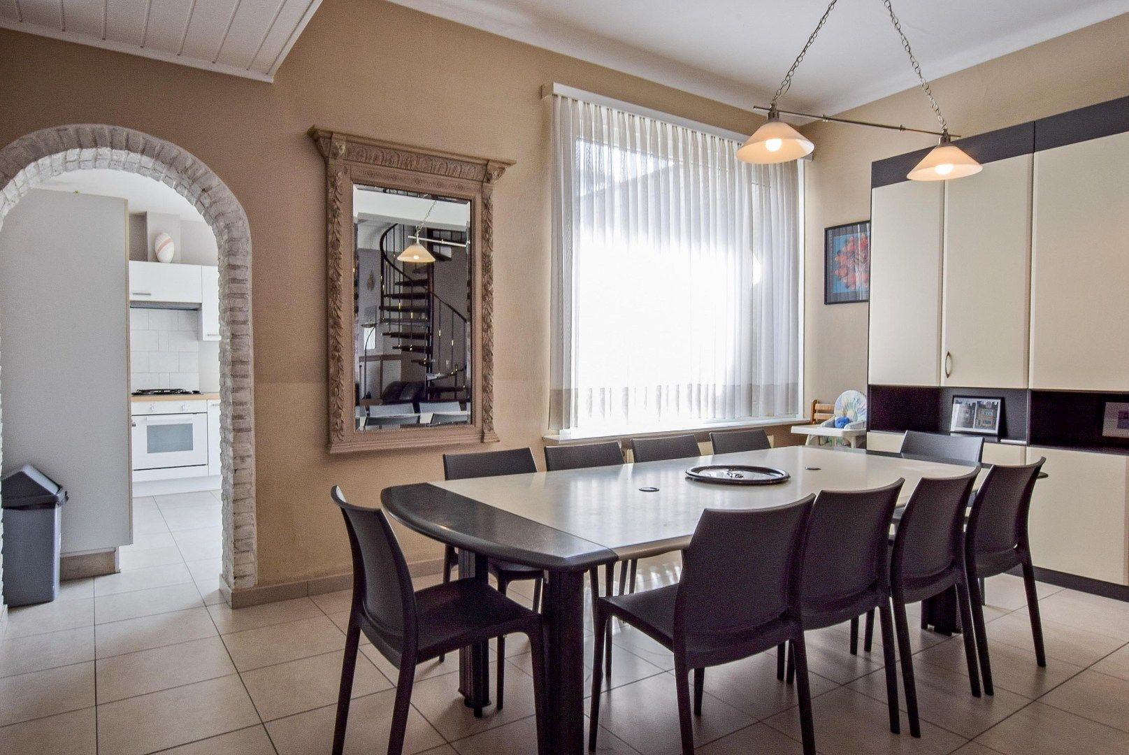 Ruime gezinswoning/vakantiewoning  in Nieuwpoort-Stad –instapklaar op 125 m². foto 4