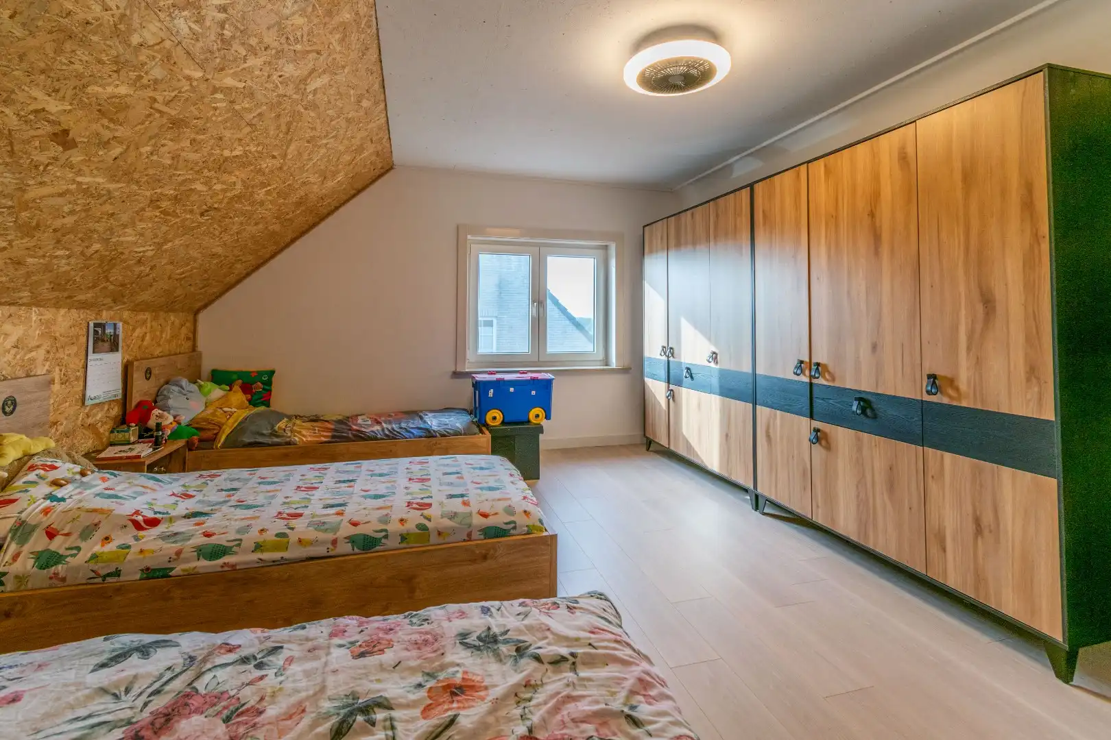 Een instapklare, heel aangename villa met oa. 3 grote slaapkamers! foto 15