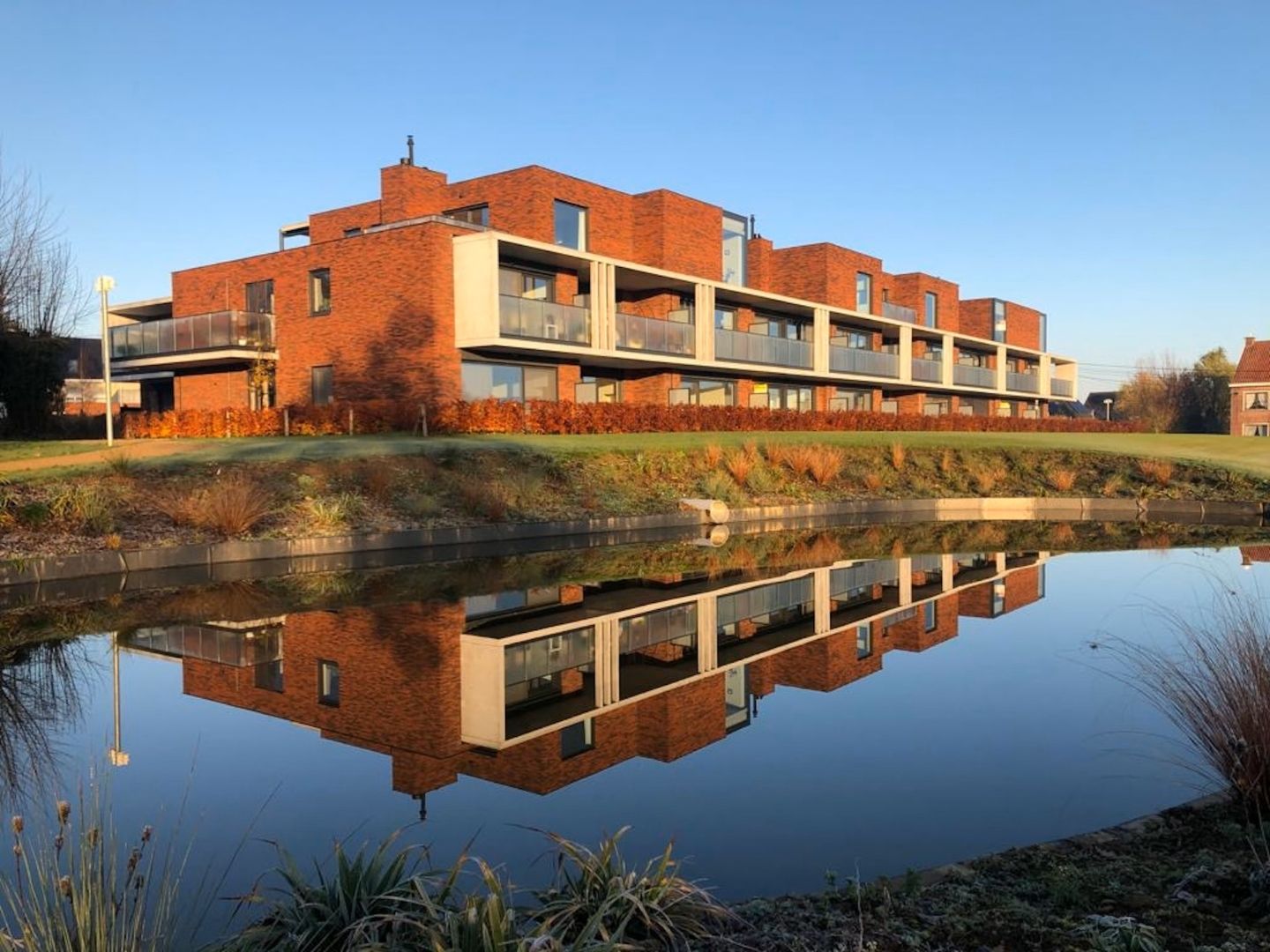 Nieuwbouwproject assistentiewoningen te Heuveland foto {{pictureIndex}}