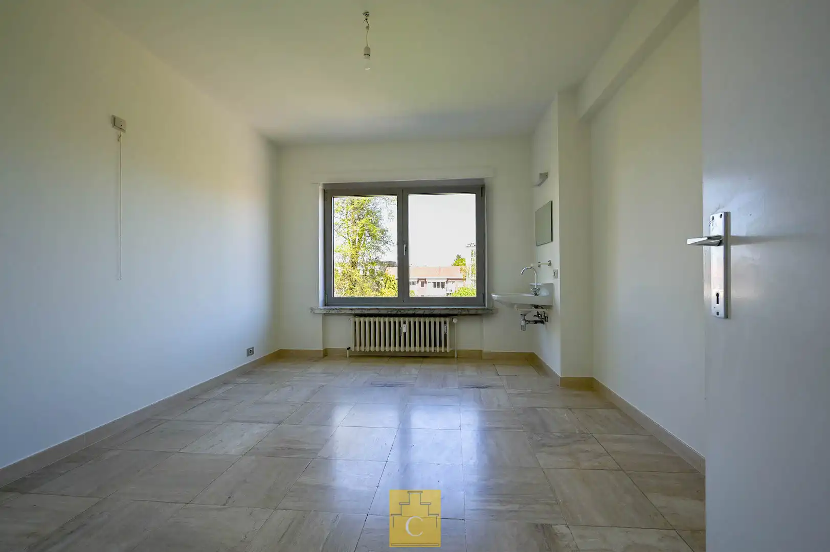 Ruim hoekappartement (155 m2) te Sint-Andries, 3 slaapkamer, terras , lift en garagebox foto 13