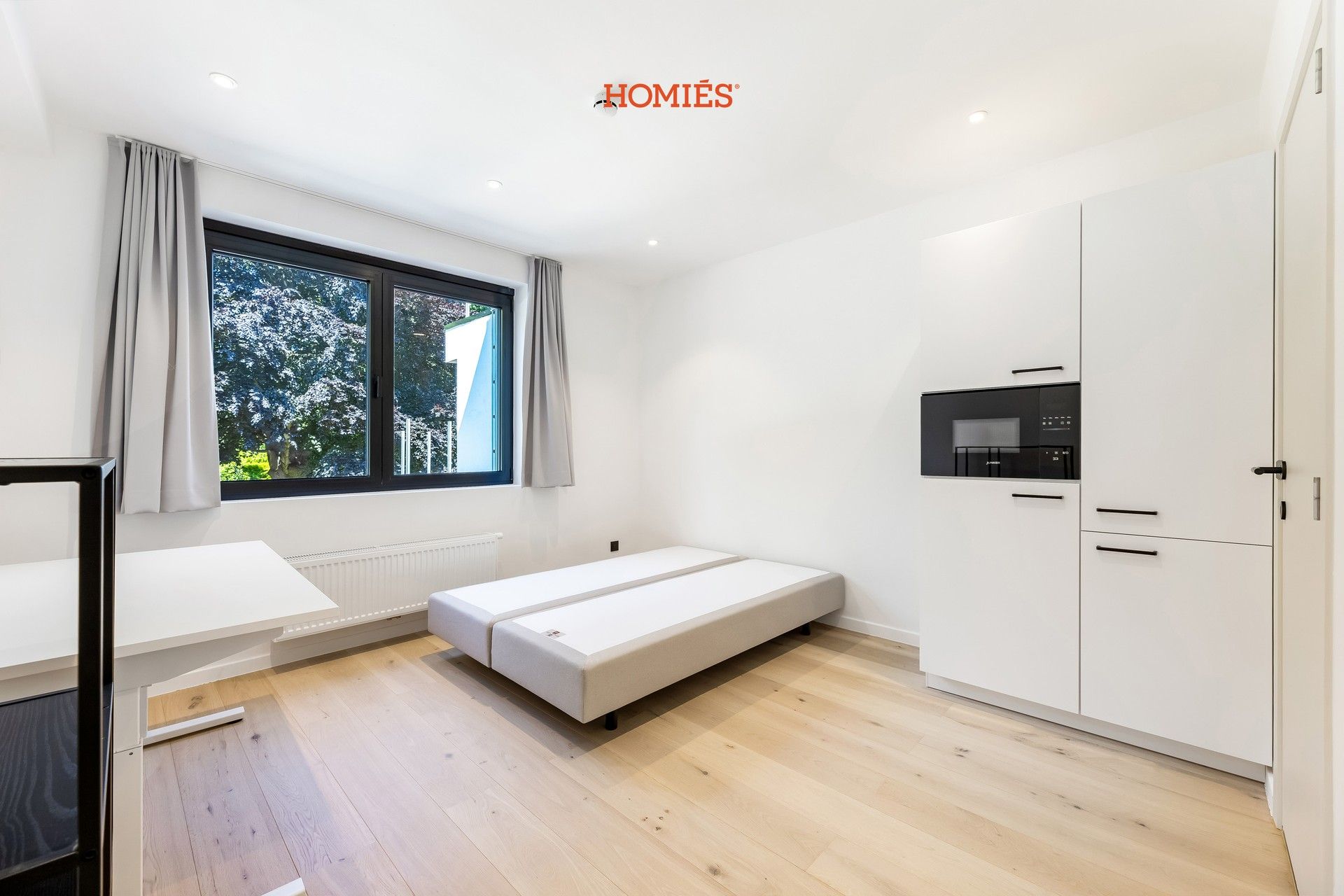 Opbrengsteigendom: 18 kamers, 3 studio's & een appartement foto 3
