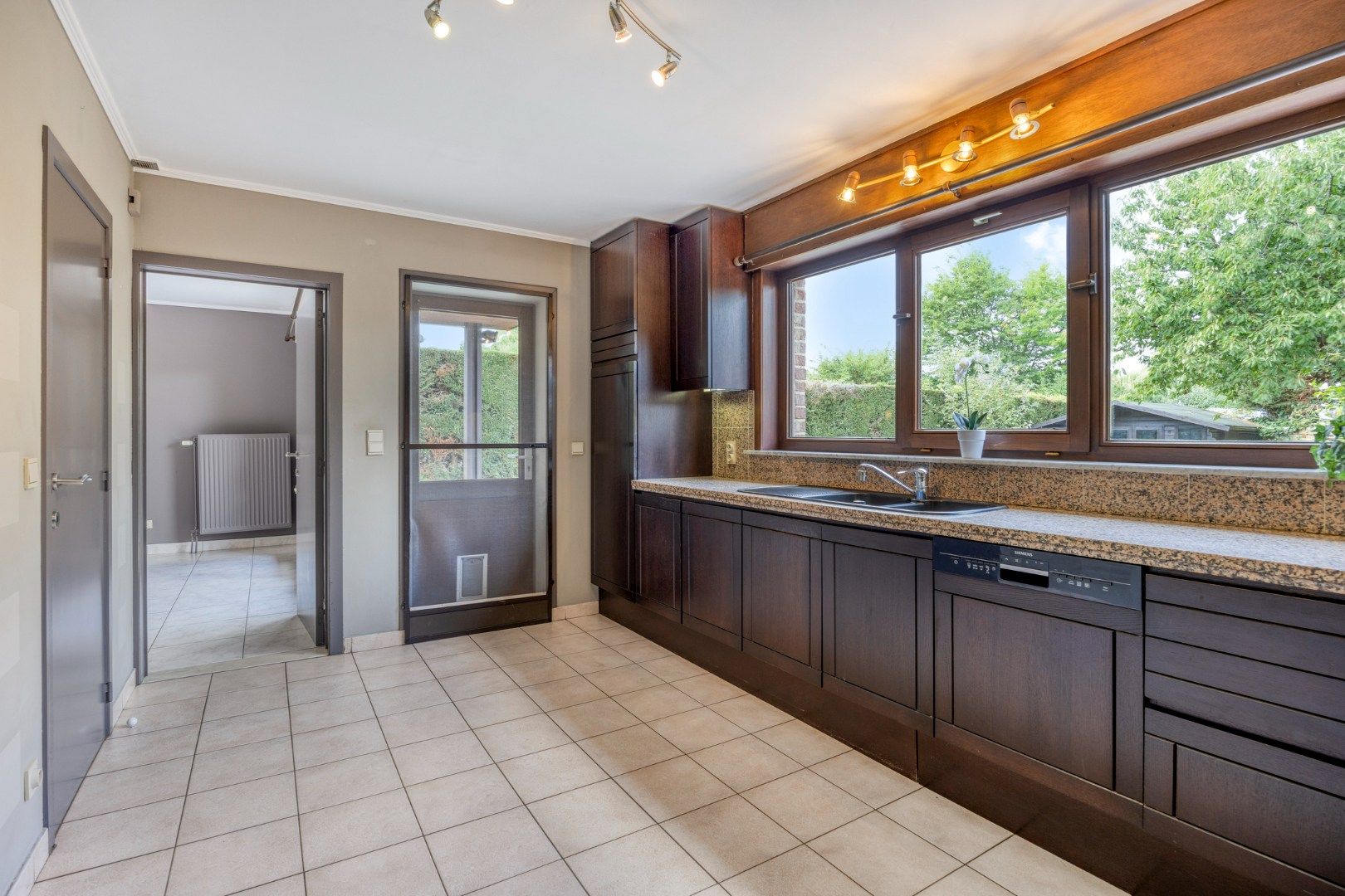 Woning met 3 slaapkamers en tuin in Kessel-Lo – EPC 226 kWh/m² - bewoonbare oppervlakte  177m²  foto 10