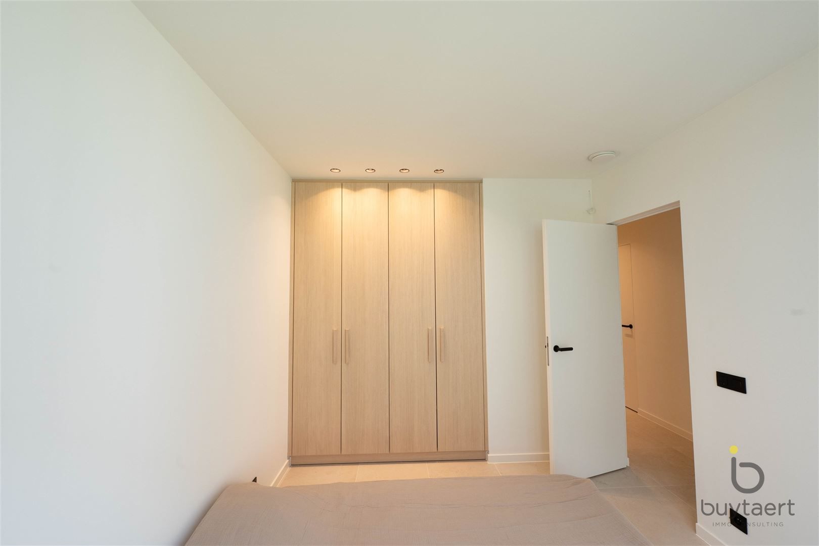 Knap gemeubeld gelijkvloers appartement te 's Gravenwezel met uizicht op natuurgebied! foto 29