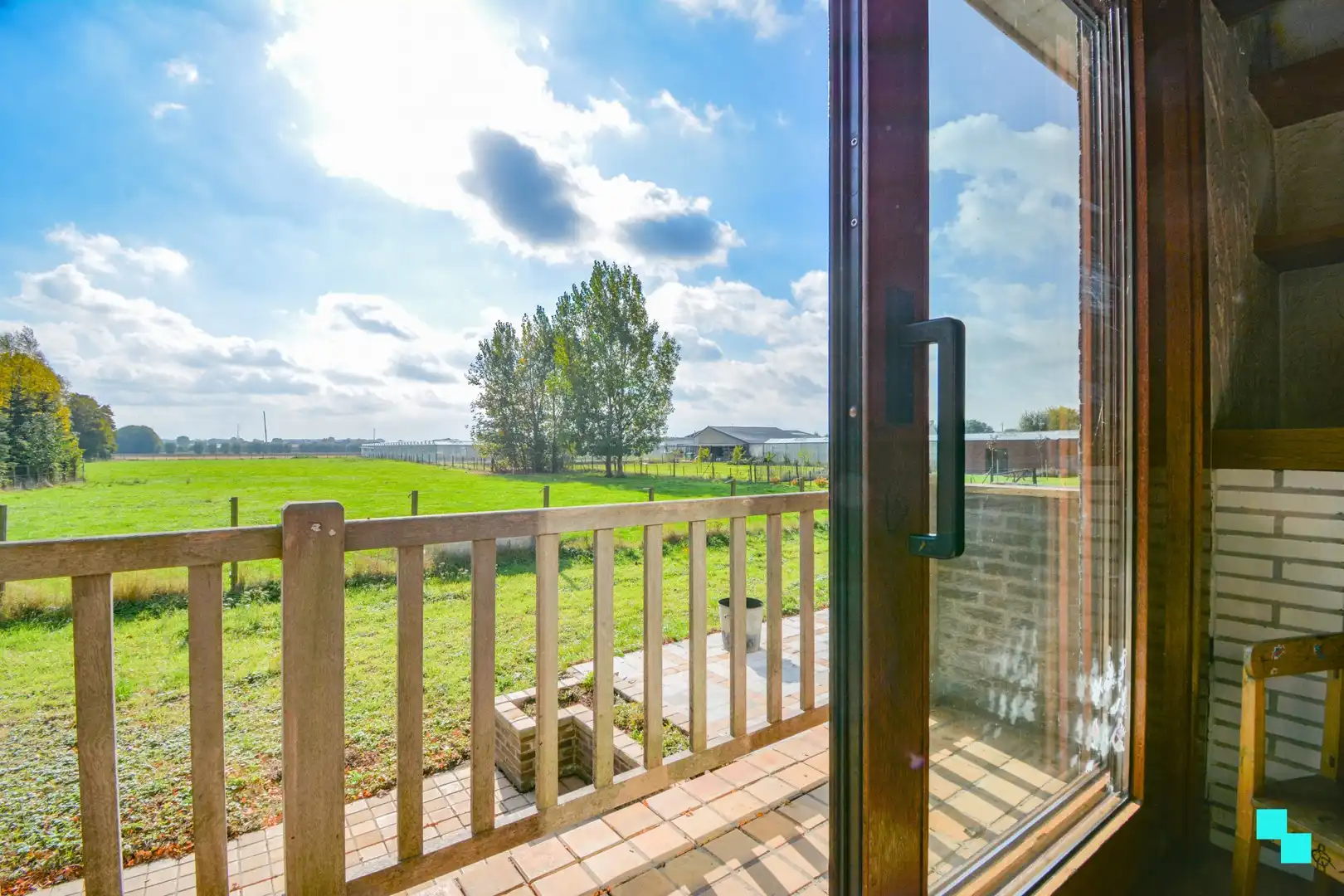 Aantrekkelijke, te renoveren woning op 11.575 m² te Roeselare foto 13