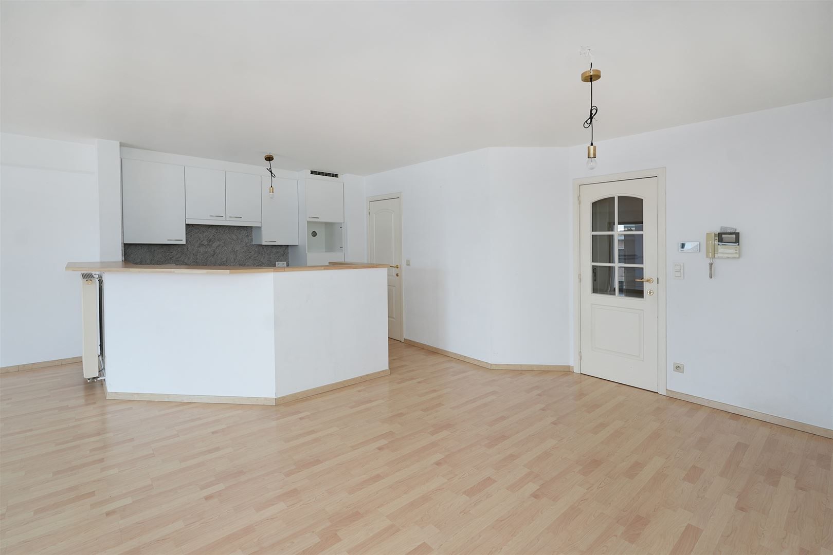 Centraal gelegen appartement met 2 slpks. foto 14