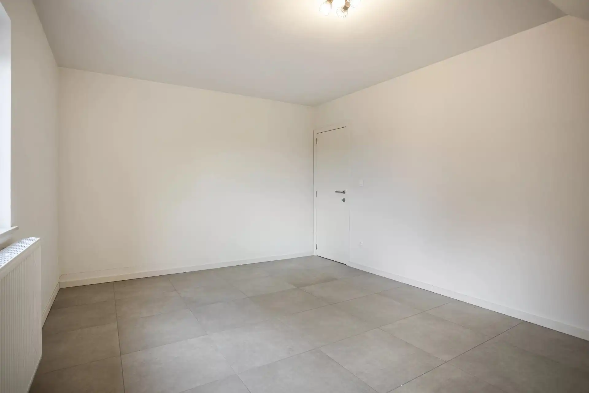 ENERGIEZUINIGE RECENTE WONING MET 4 SLAAPKAMERS MET GARAGE IN GINGELOM foto 17