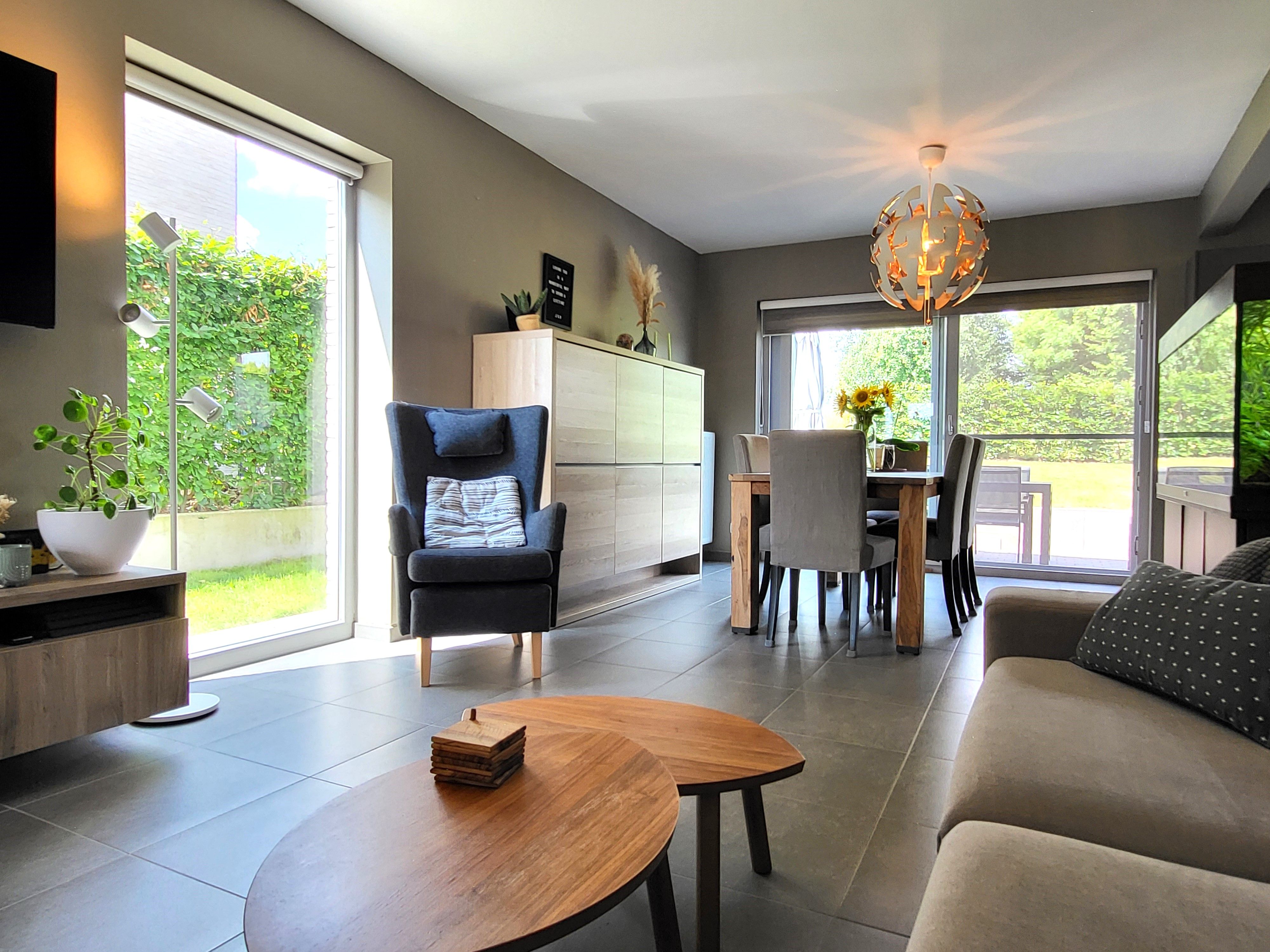 Prachtige nieuwbouwwoning van 2016 hob op 279m² hartje Vlaamse Ardennen met zonnepanelen.  Aanrader!! foto 13