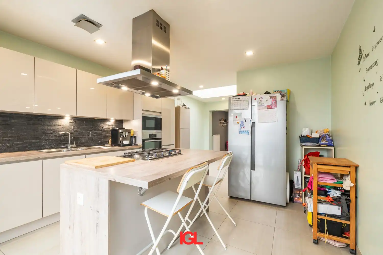 Gerenoveerde tweegevel te koop nabij centrum Huizingen foto 8