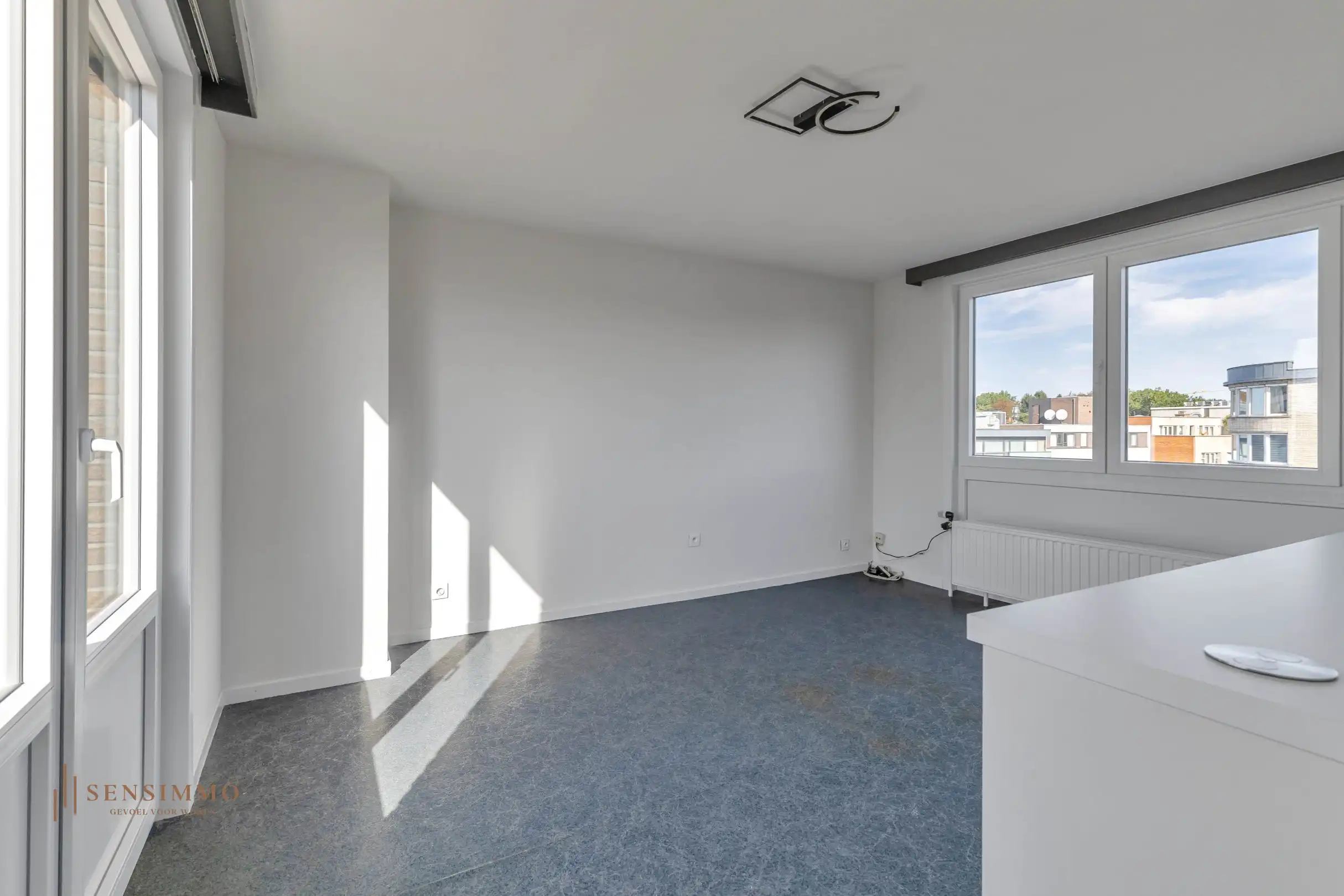 CHARMANTE PENTHOUSE MET RUIM TERRAS IN HARTJE GENK foto 5