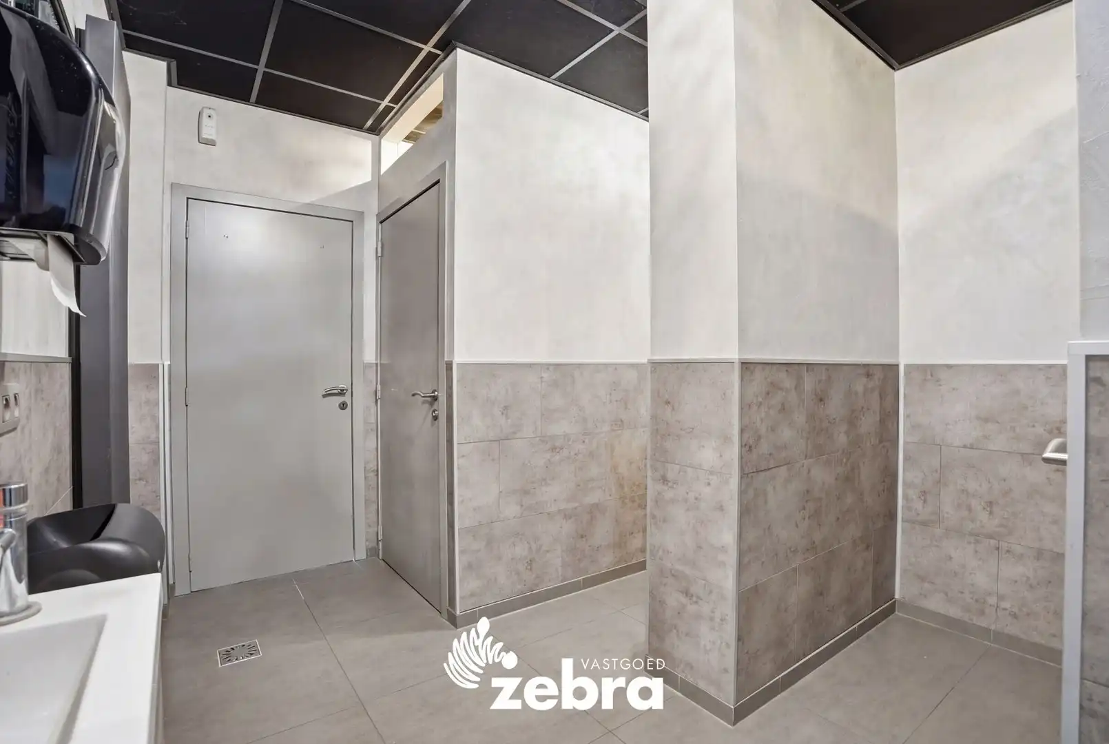 Handelspand met unieke woonst in centrum Pittem! foto 10