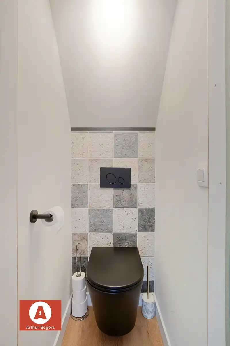 Energiezuinige gezinswoning mét atelier (40 m²) in Peizegem. foto 19