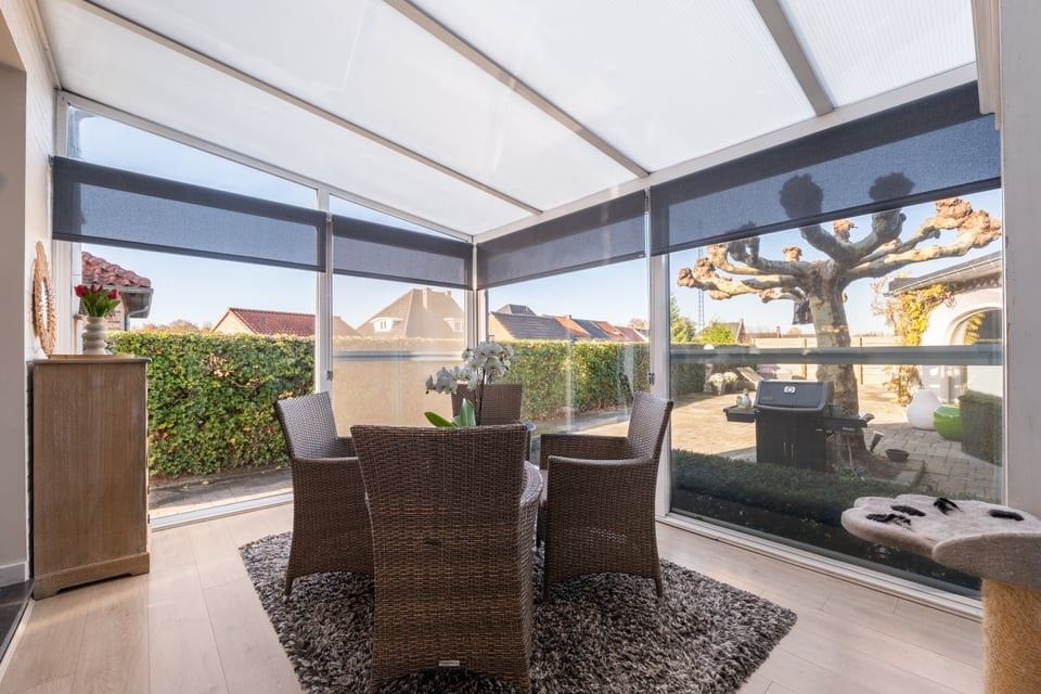 RUIME EN RUSTIG GELEGEN BUNGALOW MET 4 SLKS EN ZWEMBAD OP EEN PRACHTIG PERCEEL VAN 764M² foto 14