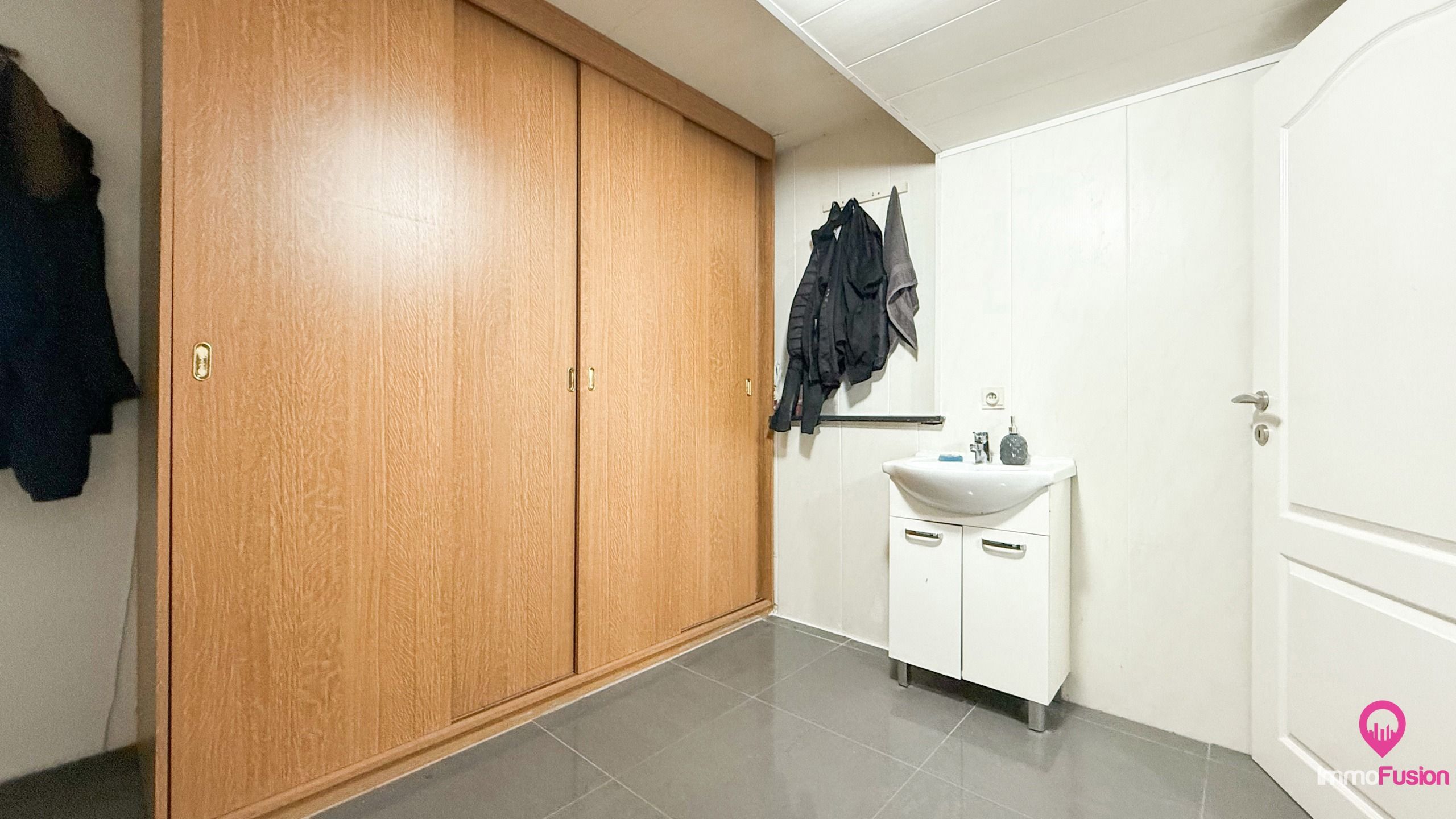 Rustig gelegen HOB met 3 slaapkamers, garage én carport! foto 12