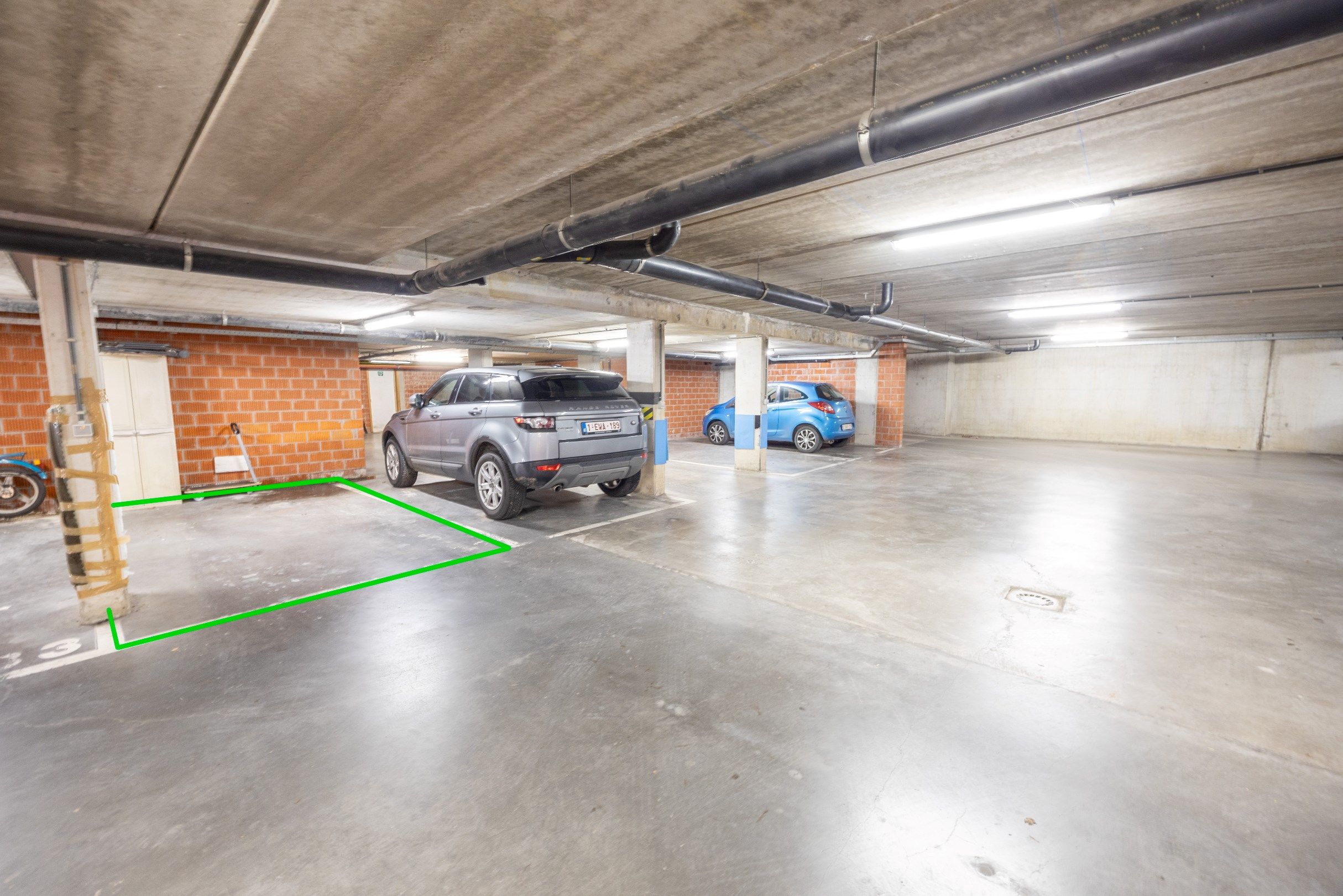 CHARMANT TWEESLAAPKAMER APPARTEMENT MET GARAGE foto 12