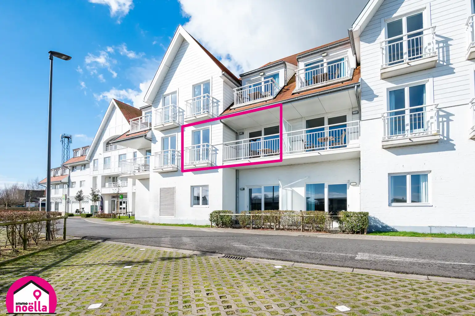 TE KOOP 2 SLAAPKAMER APPARTEMENT TE NIEUWPOORT! foto {{pictureIndex}}