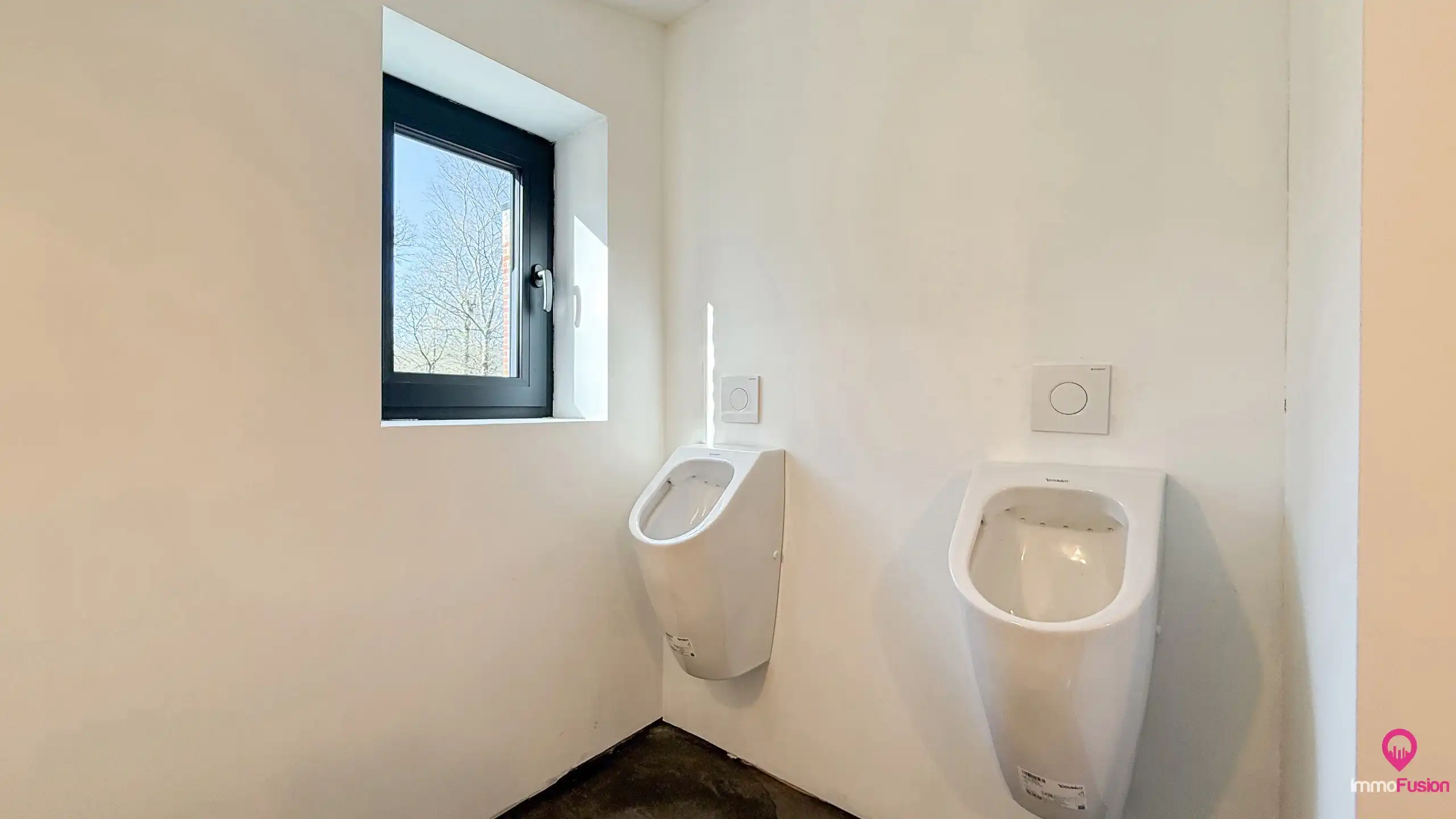 Multifunctioneel horecapand op een perceel van 1.9 hectare! foto 15