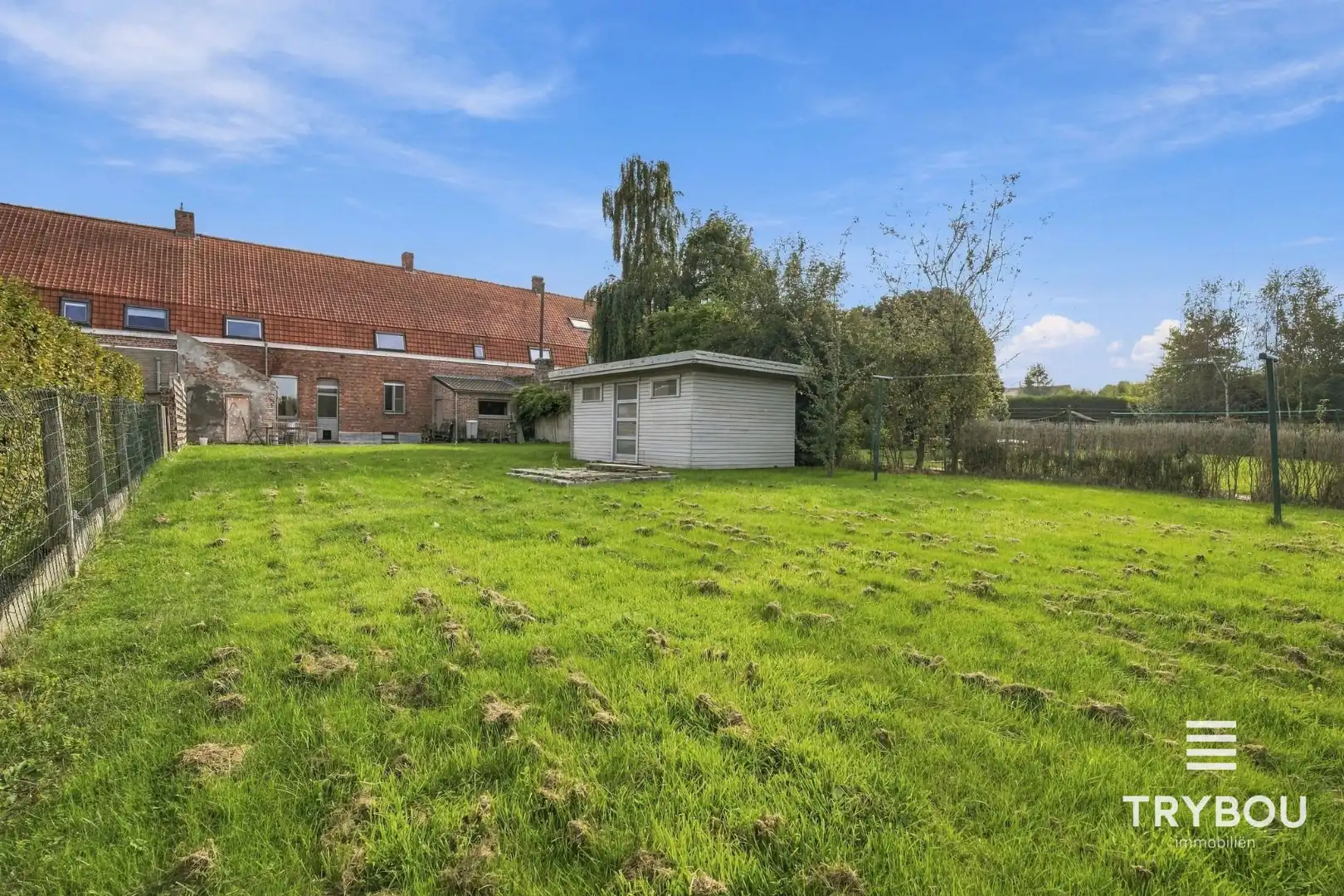  Ruime gezinswoning met 4 slaapkamers, garage en aangename tuin in Merkem! foto 26