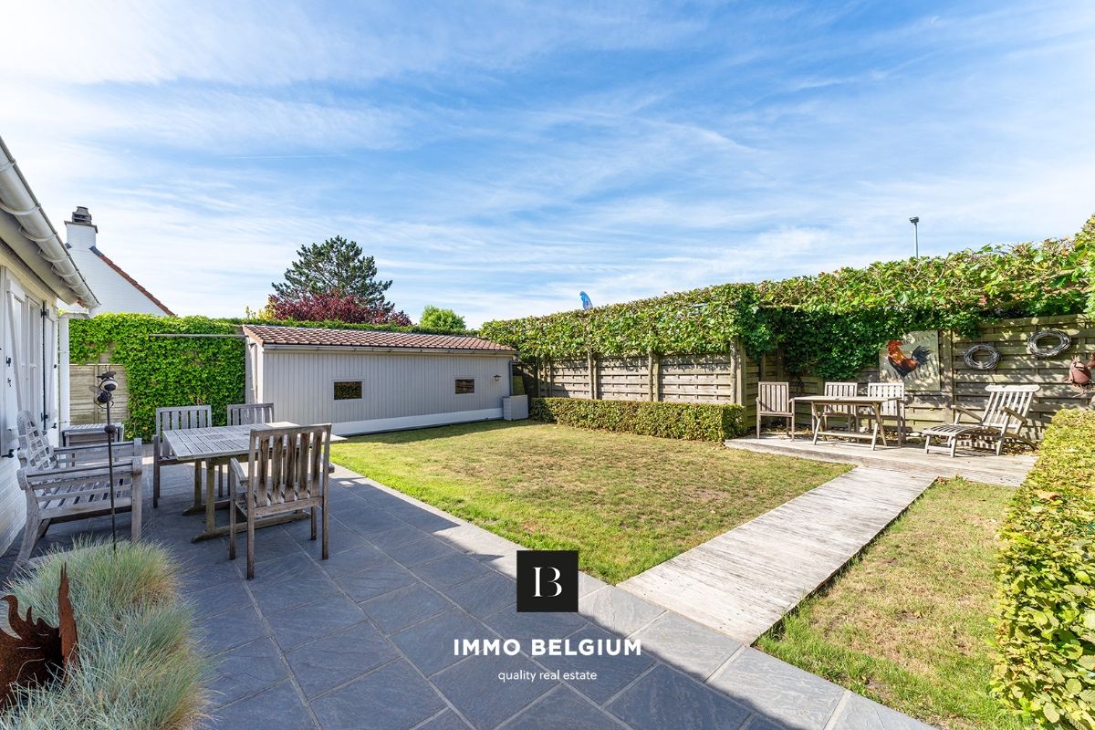 Uitzonderlijk vakantiewoning met CV op aardgas foto {{pictureIndex}}