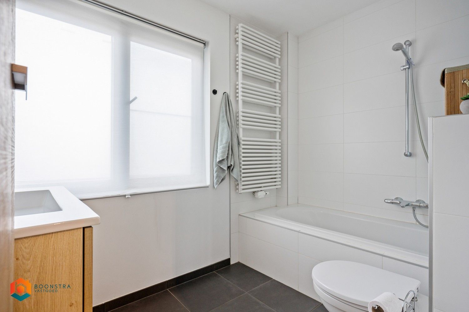 Gerenoveerde woning met 4 slpkrs te Mechelen foto 18