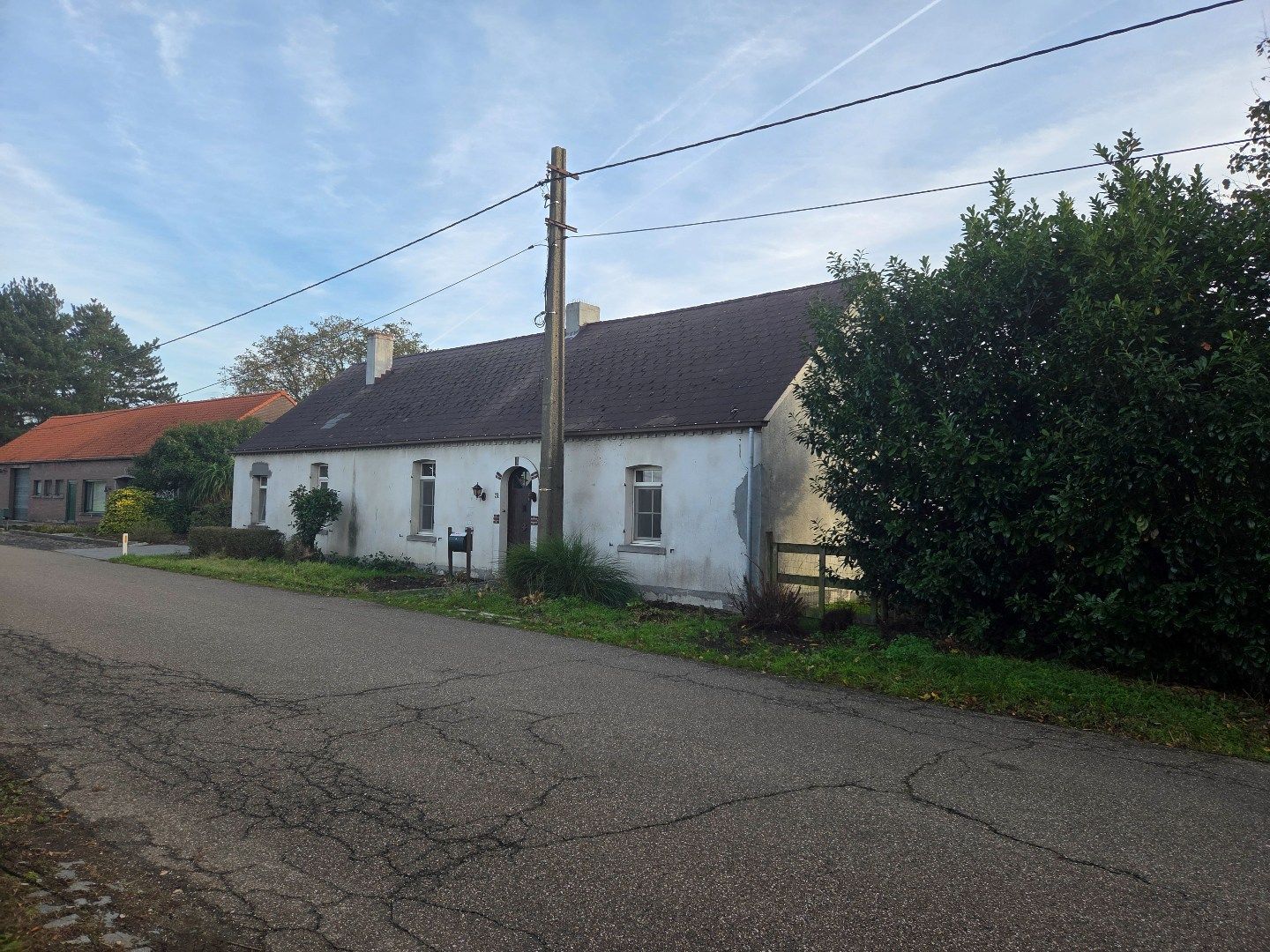 Woning met 3 slpks, schuur met 3 stallen en weiland op 2.288 m² nabij Geel-centrum ! foto 29