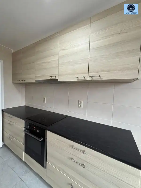APPARTEMENT MET 2 KAMERS EN GARAGE foto 3