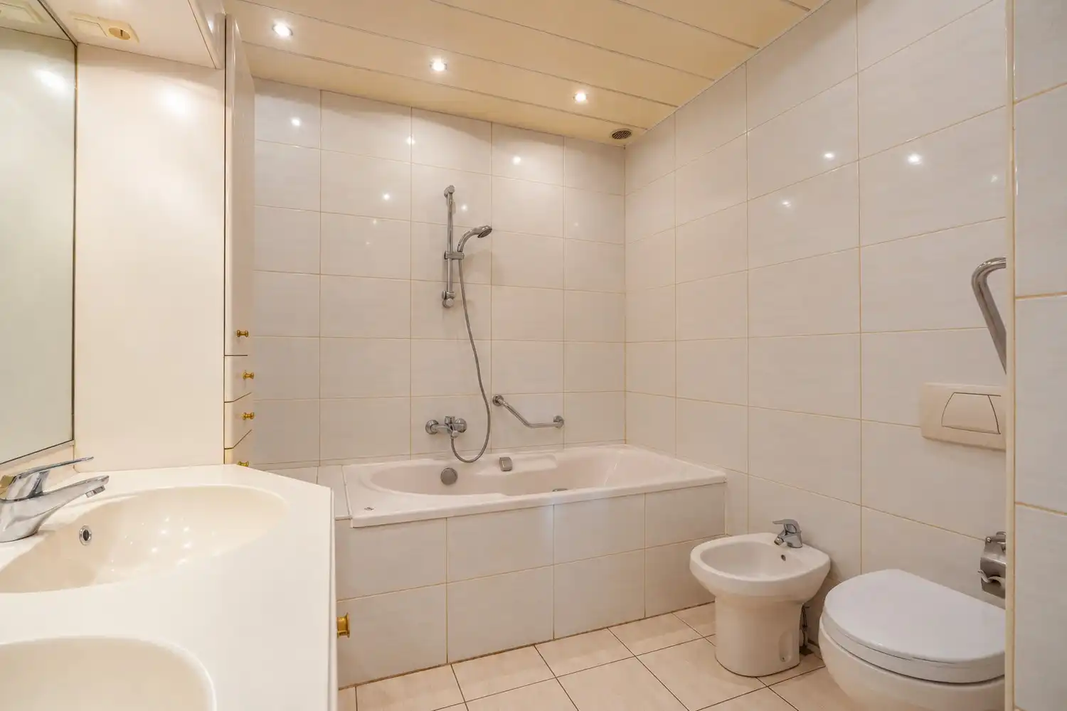 Charmante&nbsp;bungalow&nbsp;met&nbsp;prachtige&nbsp;tuin&nbsp;in&nbsp;geliefd&nbsp;Neerharen foto 10