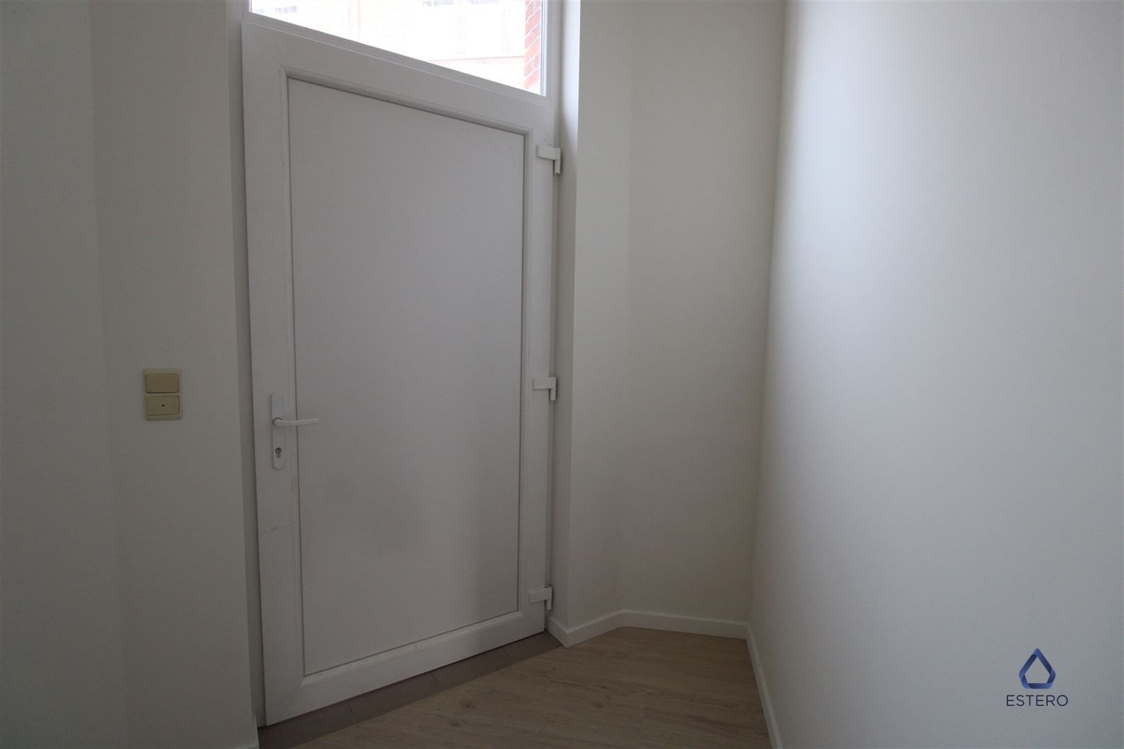 gerenoveerd appartement te huur foto 3