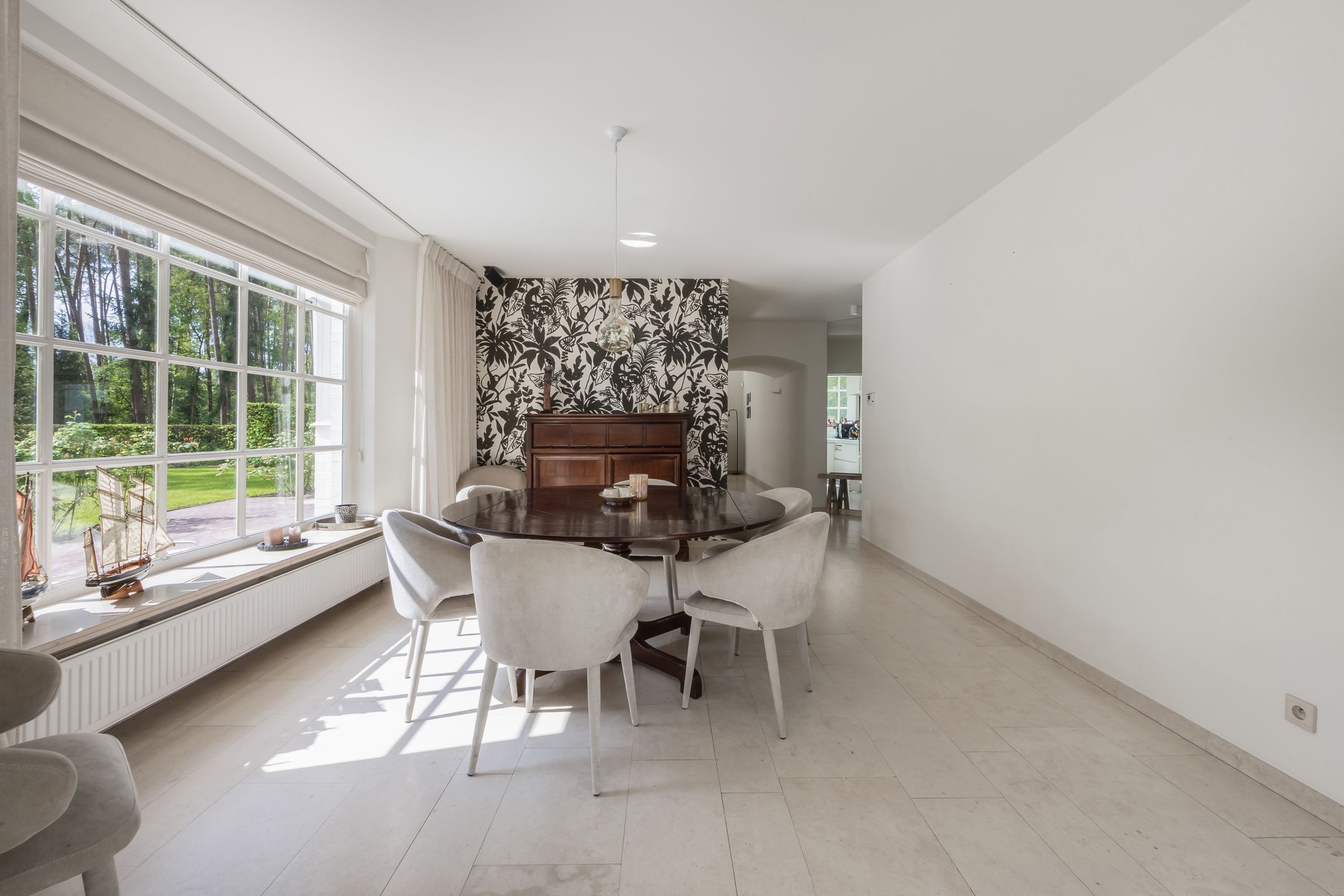 Stijlvolle villa met prachtige tuin op royaal perceel foto 13