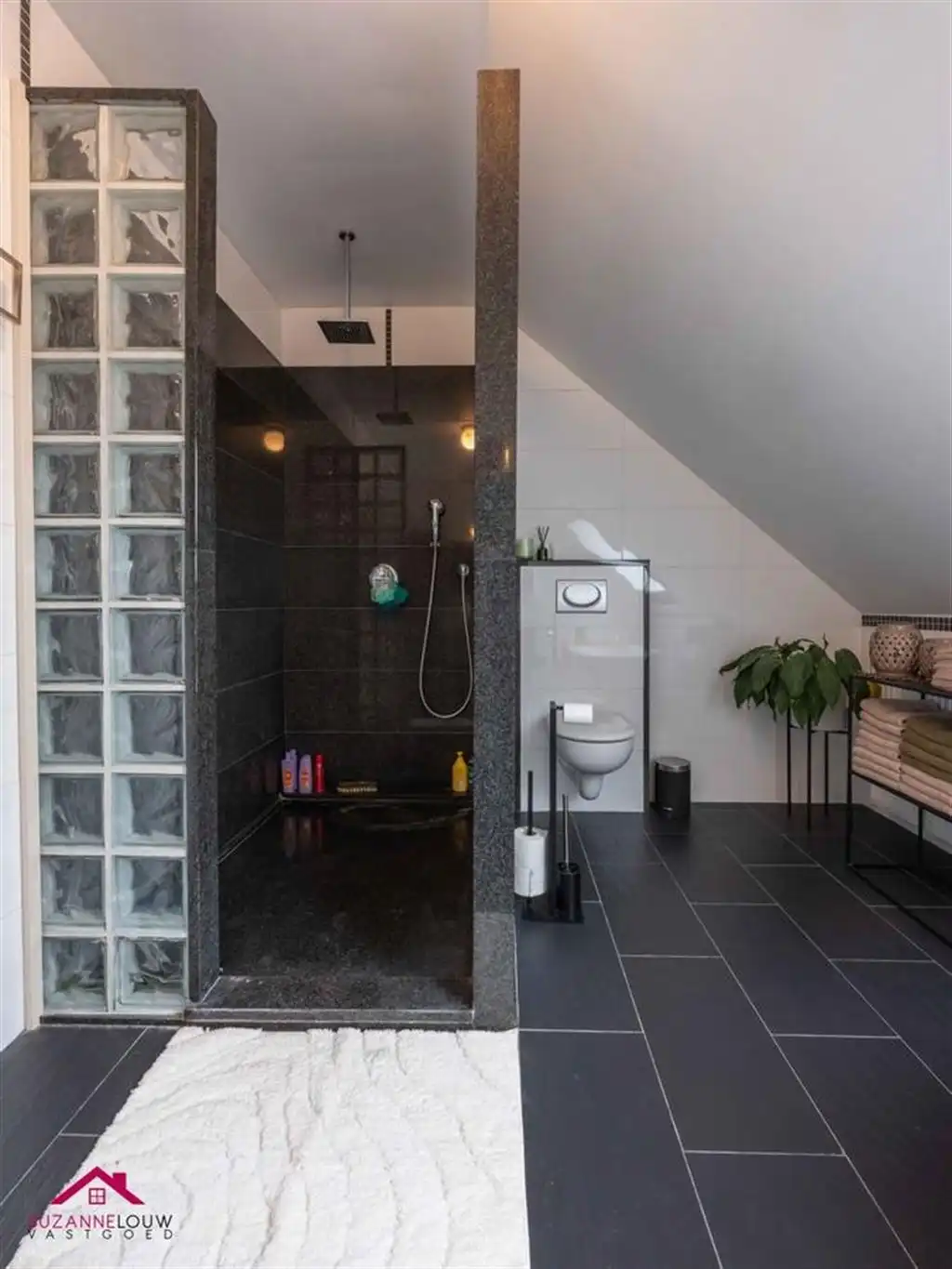 Instapklare gezinswoning in hedendaagse stijl foto 25