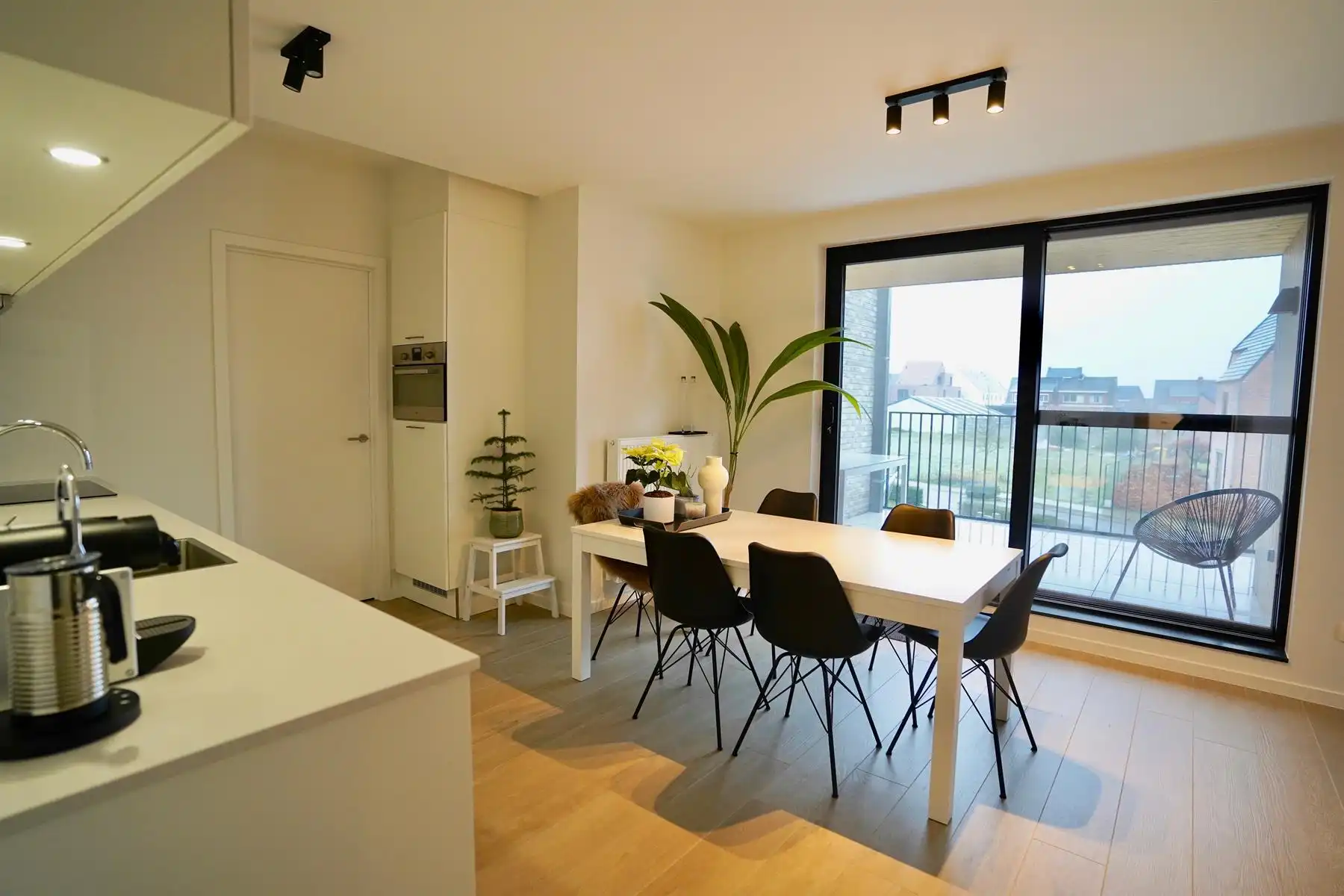 Appartement te huur foto 2
