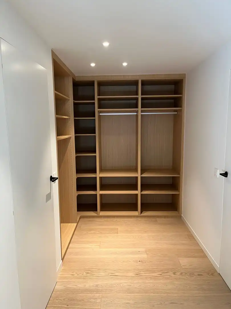 Recent gebouwde, energiezuinige villa gelegen in een rustige dreef van een centraal gelegen villawijk te Knokke-Heist. foto 15