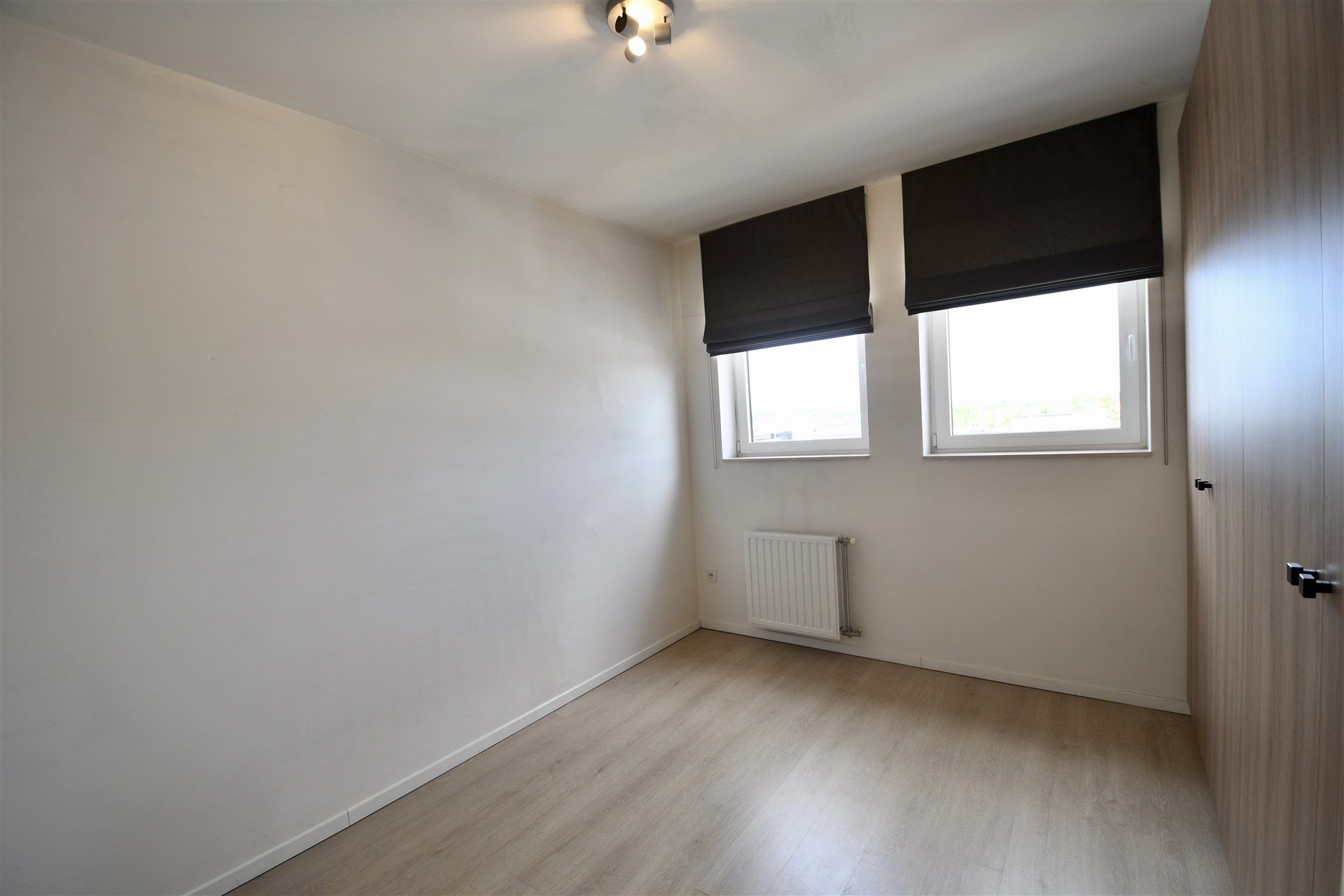 Instapklaar appartement met twee slaapkamers in Sint-Niklaas foto 10