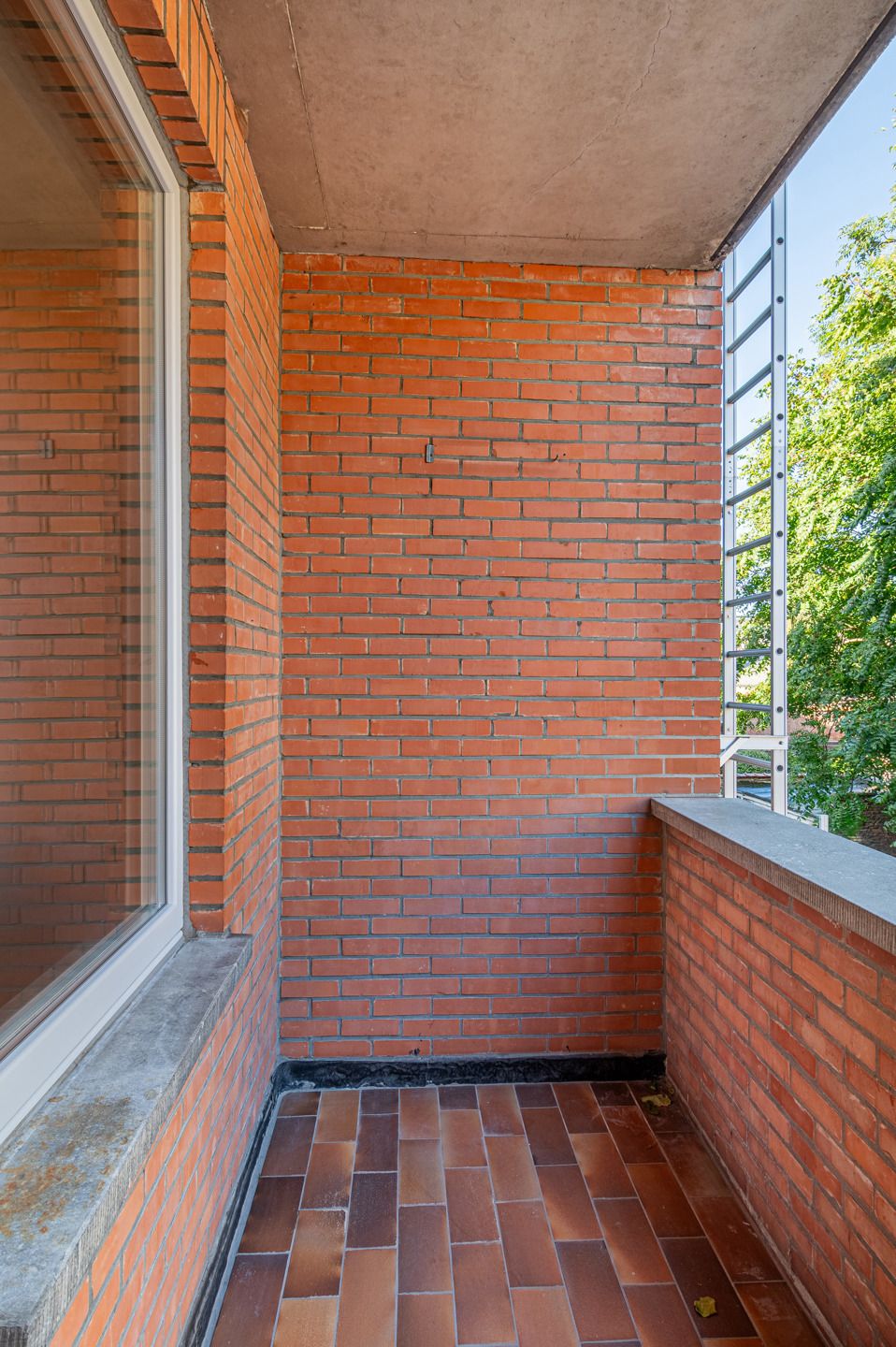 Ruim en lichtrijk 2slpk app in hartje Mechelen foto 6